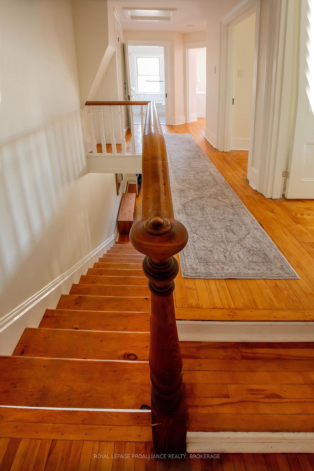 Photo 18 of 300 Sydenham Street, Kingston, East of Sir John A. Blvd — HOMEH