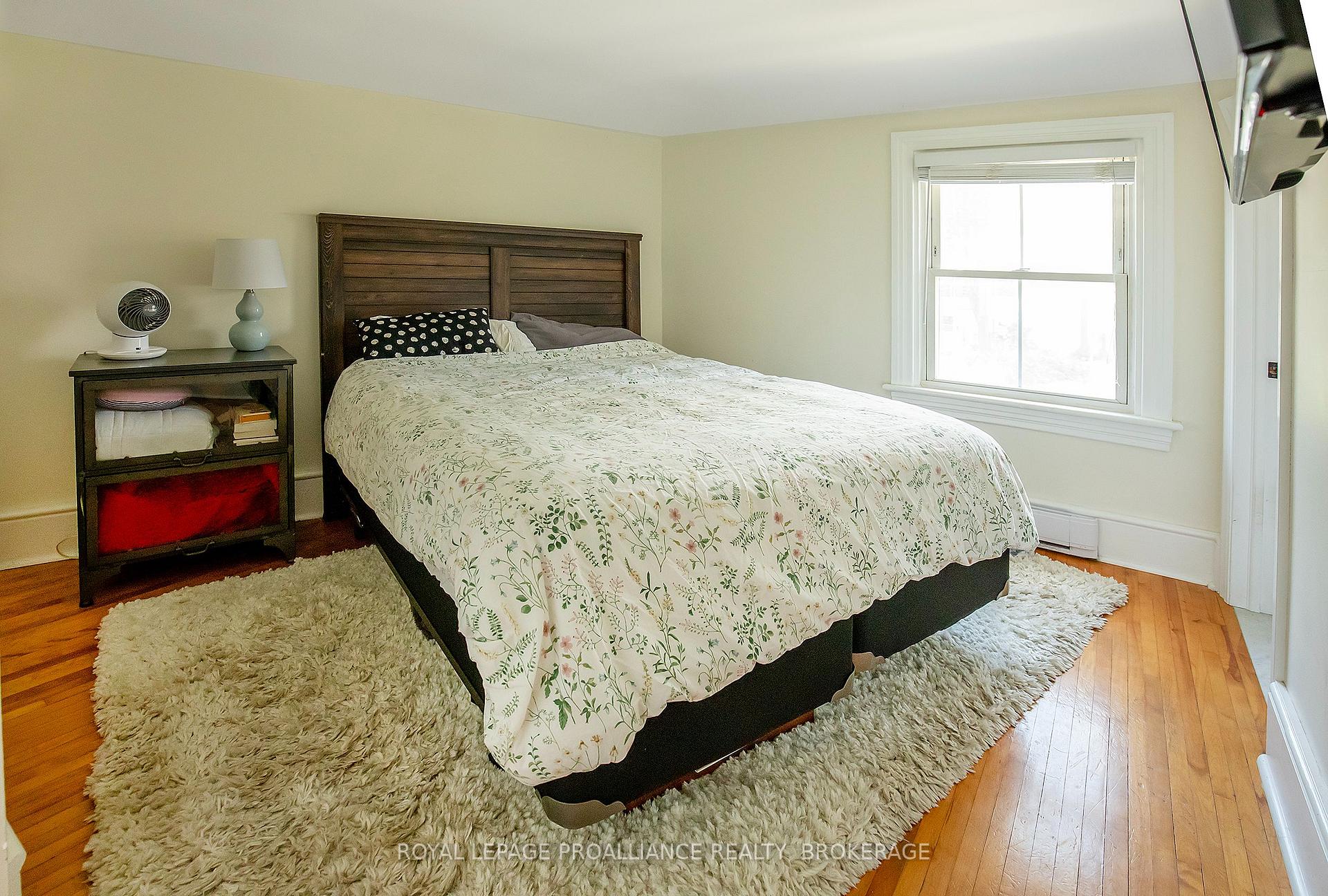 Photo 19 of 300 Sydenham Street, Kingston, East of Sir John A. Blvd — HOMEH