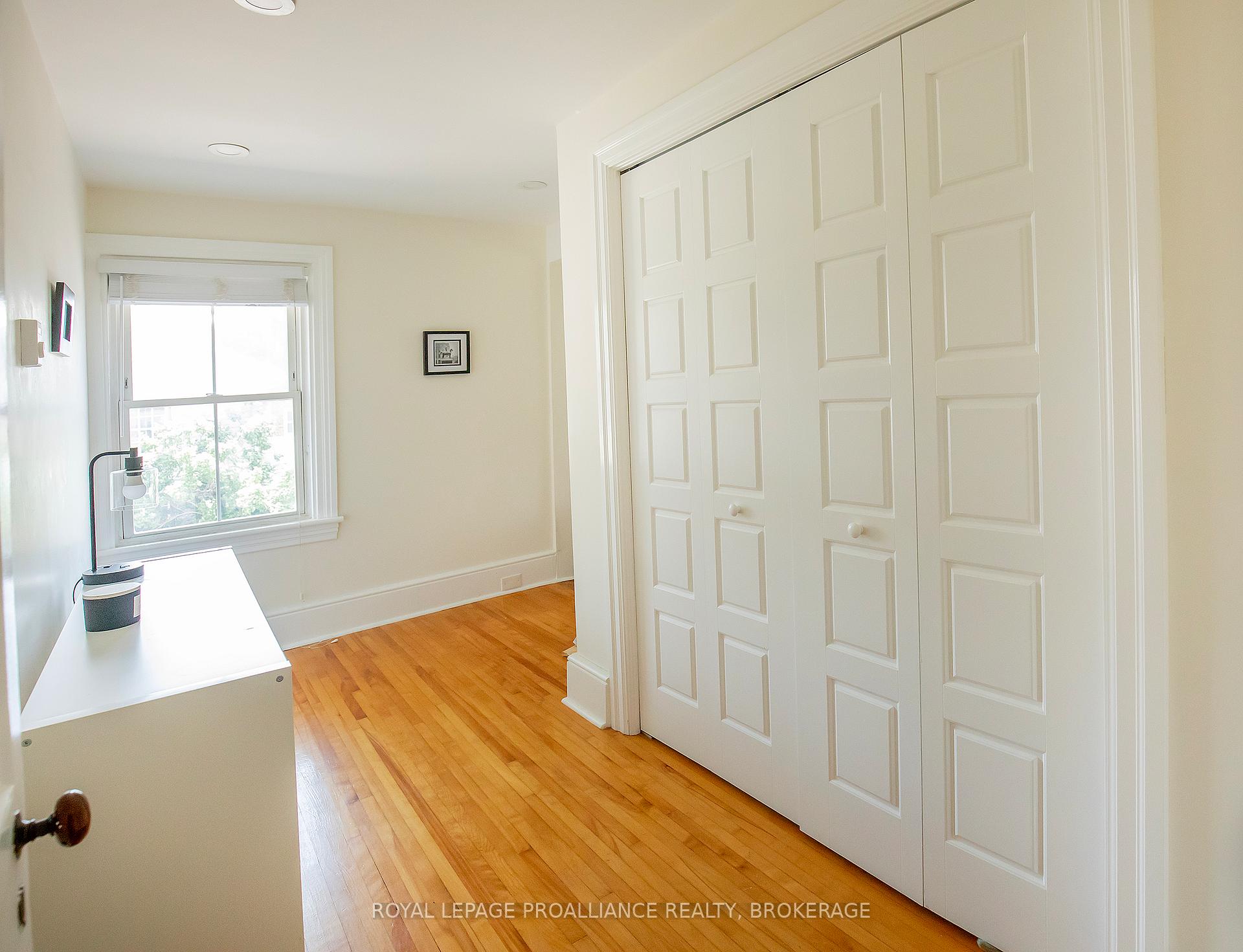 Photo 22 of 300 Sydenham Street, Kingston, East of Sir John A. Blvd — HOMEH