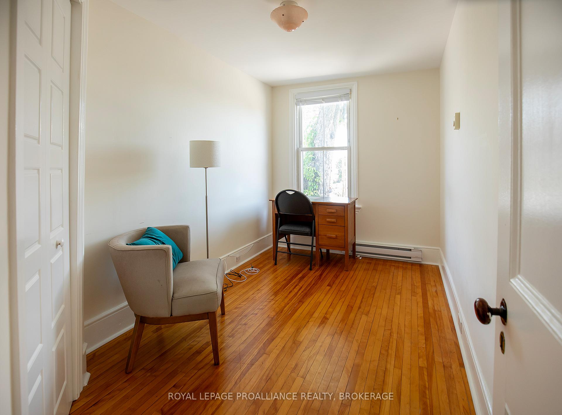 Photo 26 of 300 Sydenham Street, Kingston, East of Sir John A. Blvd — HOMEH
