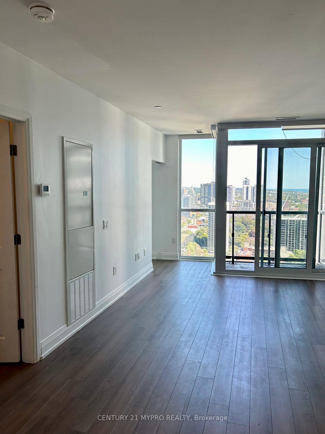 Photo 8 of Unit 2901, 77 Mutual Street, Toronto, Church-Yonge Corridor — HOMEH