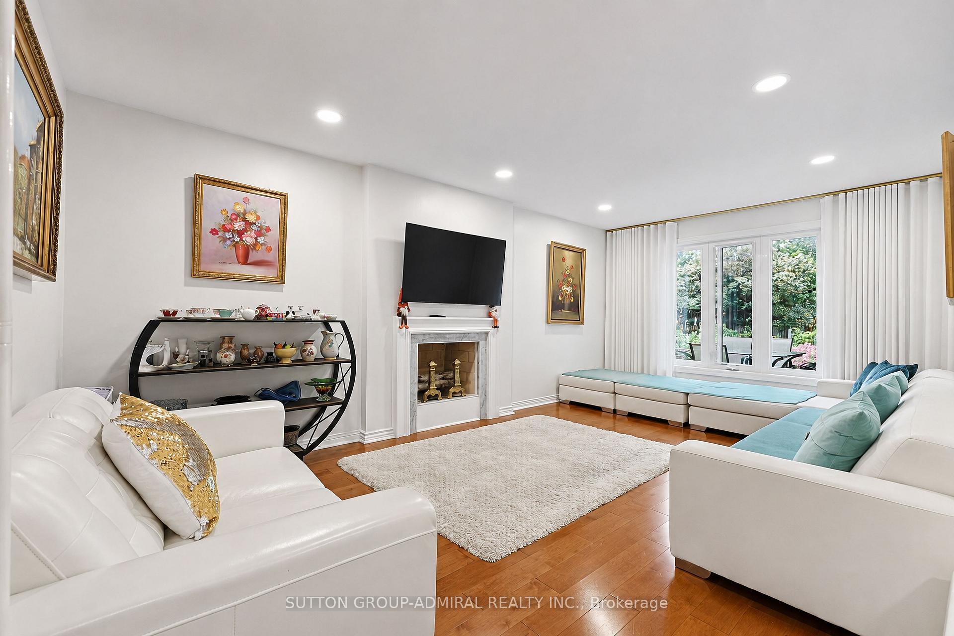 Photo 12 of 232 Franklin Avenue, Vaughan, Crestwood-Springfarm-Yorkhill — HOMEH