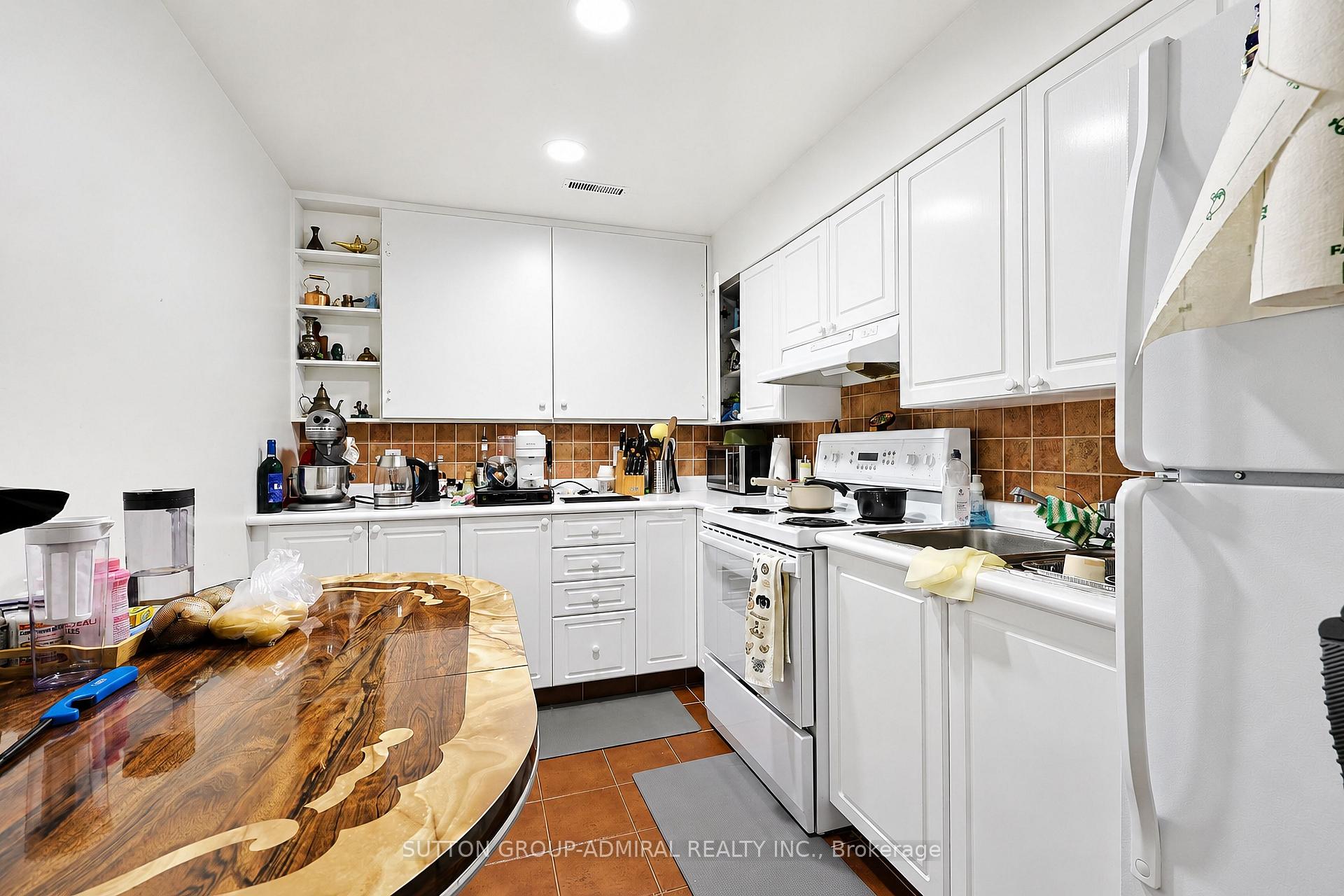 Photo 29 of 232 Franklin Avenue, Vaughan, Crestwood-Springfarm-Yorkhill — HOMEH