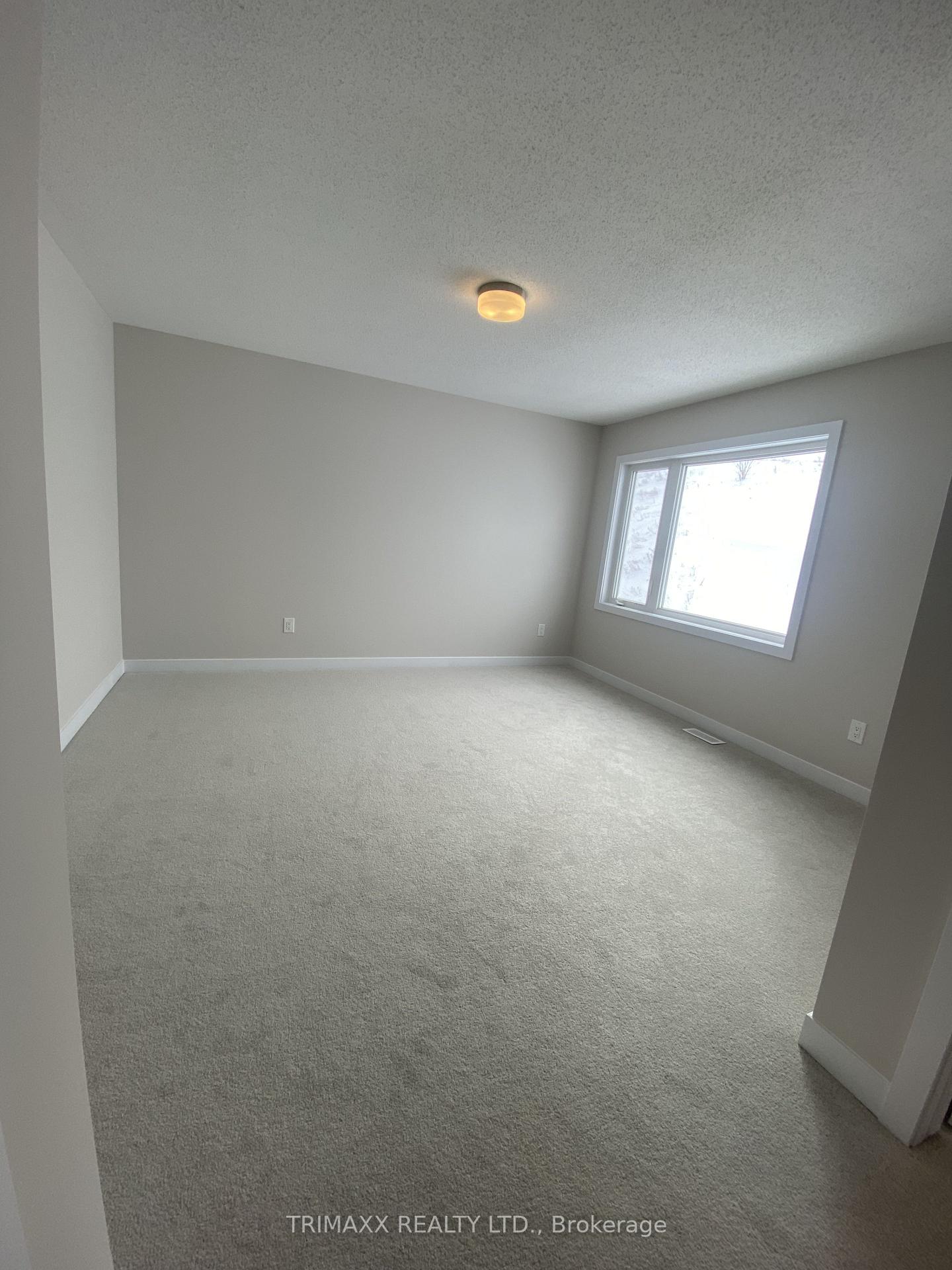 Photo 3 of 690 Expansion Road, Ottawa, Barrhaven - Half Moon Bay — HOMEH
