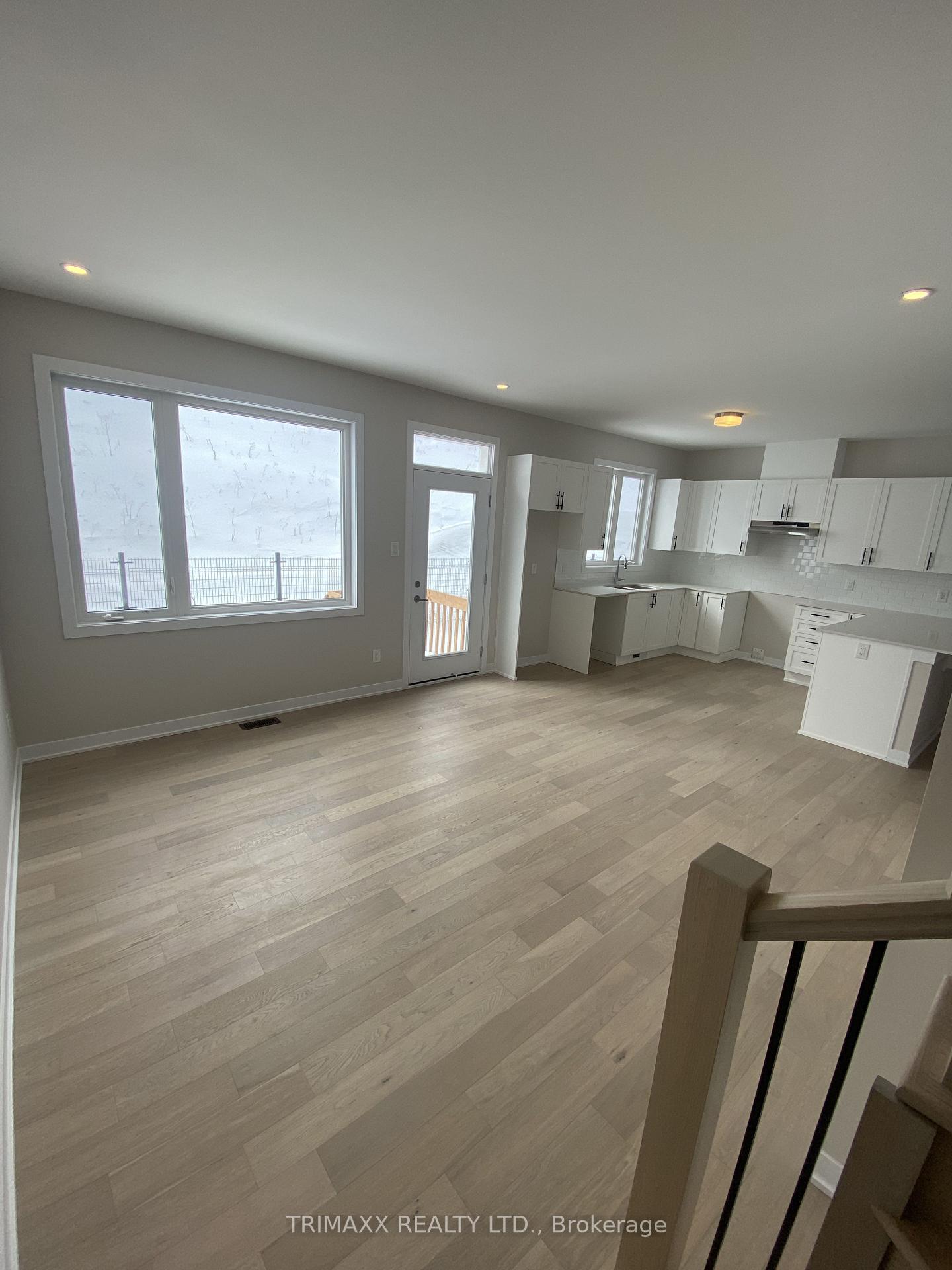 Photo 13 of 690 Expansion Road, Ottawa, Barrhaven - Half Moon Bay — HOMEH