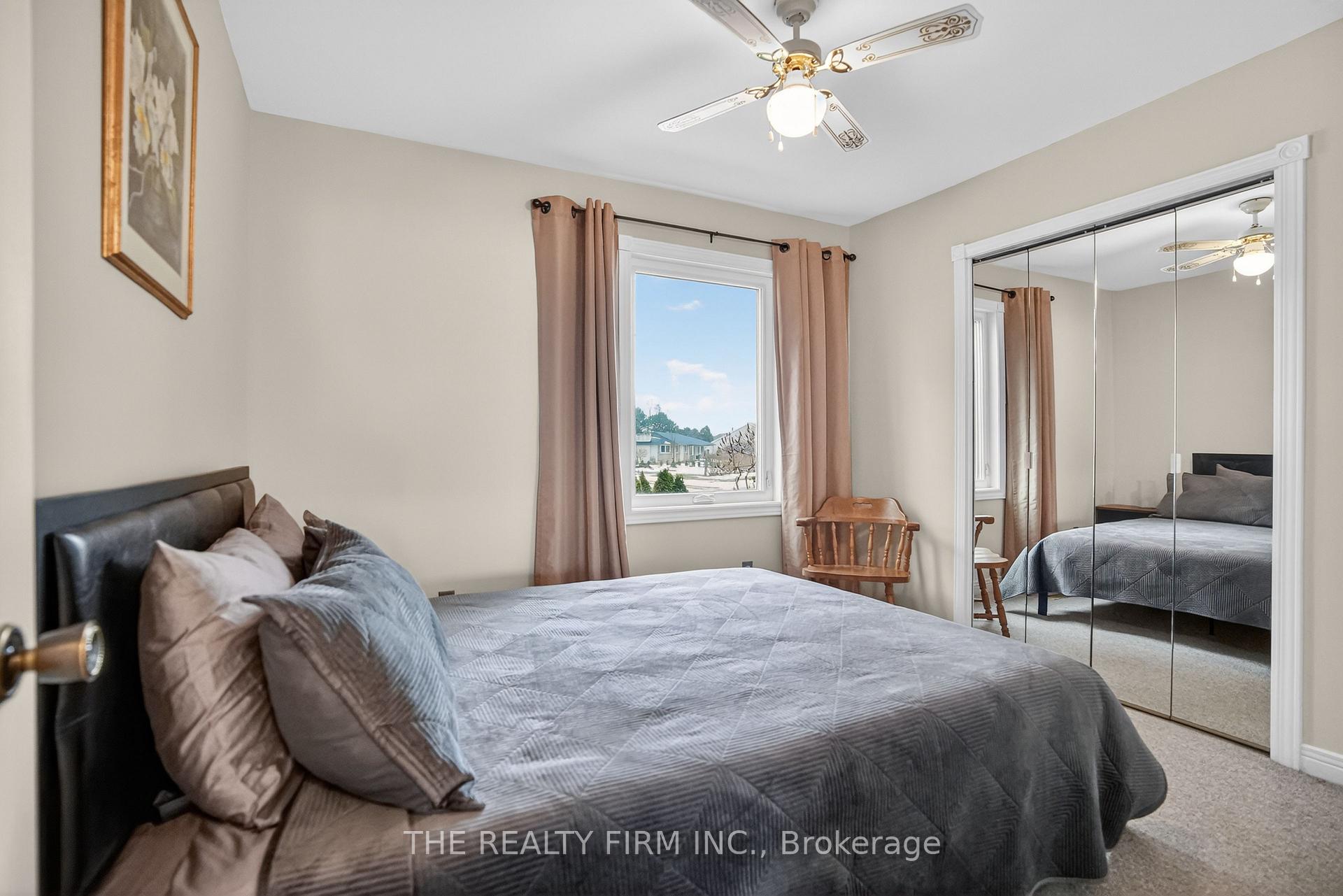 Photo 14 of 4084 Bluepoint Drive, Plympton-Wyoming, Plympton Wyoming — HOMEH