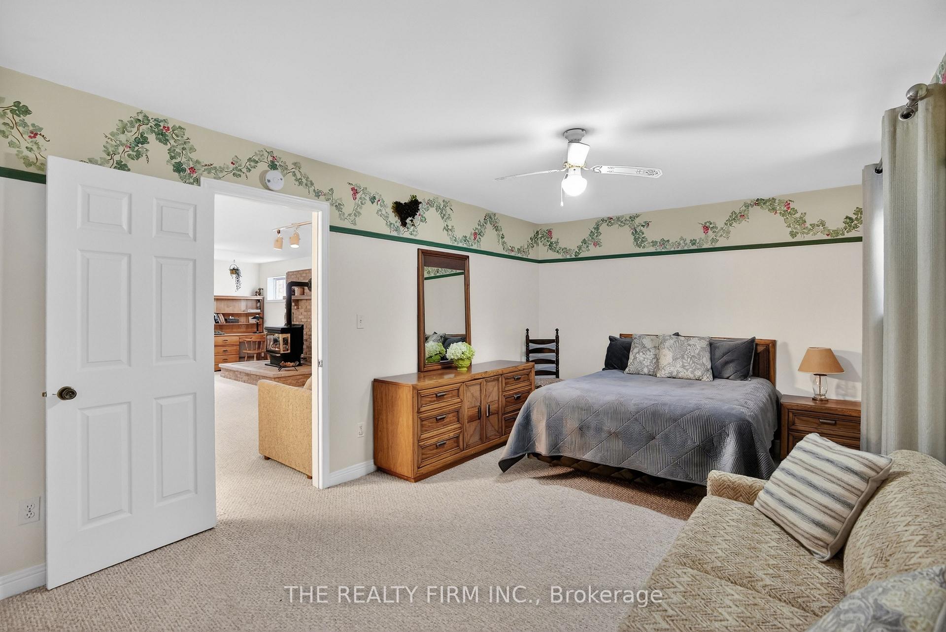 Photo 22 of 4084 Bluepoint Drive, Plympton-Wyoming, Plympton Wyoming — HOMEH