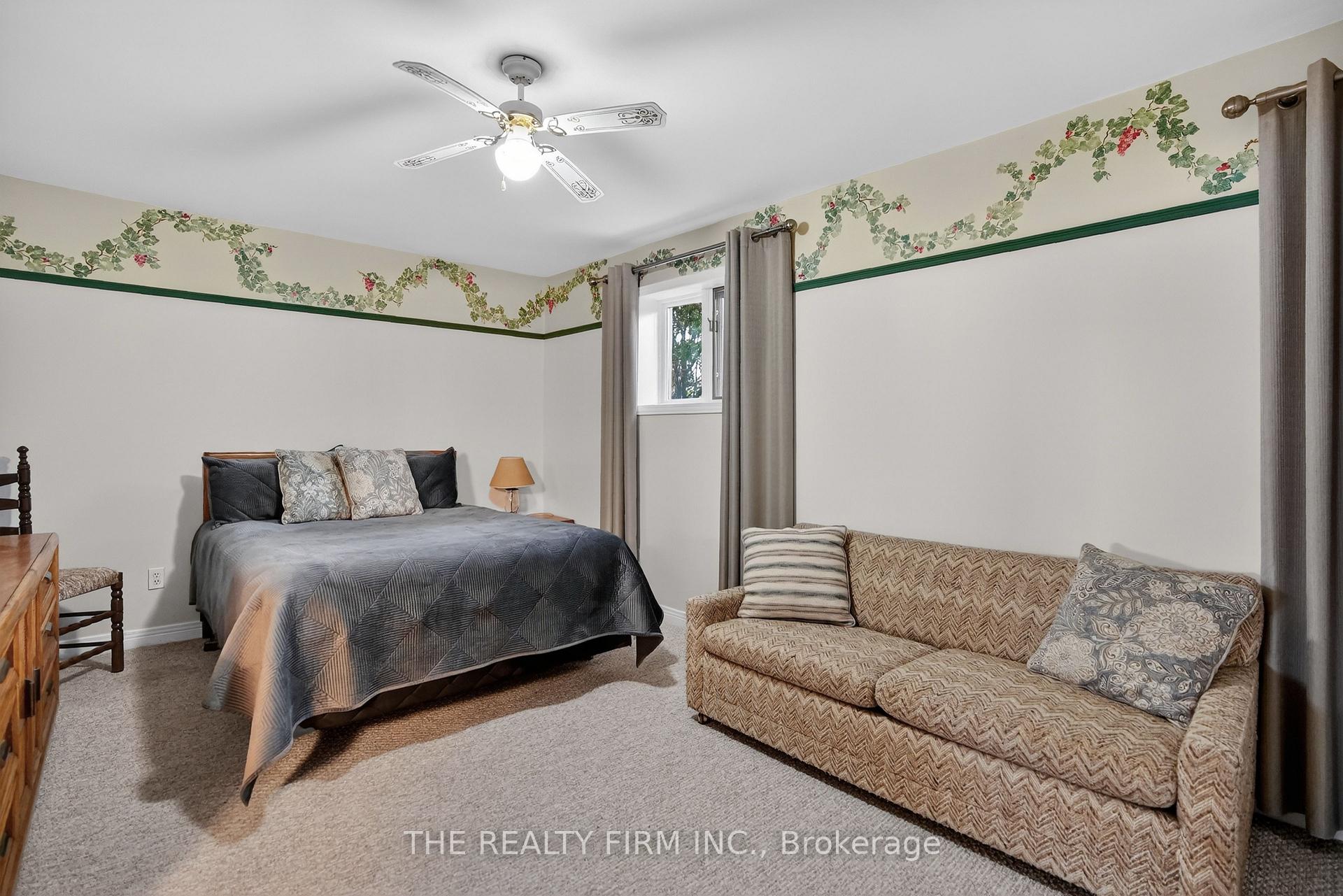 Photo 23 of 4084 Bluepoint Drive, Plympton-Wyoming, Plympton Wyoming — HOMEH