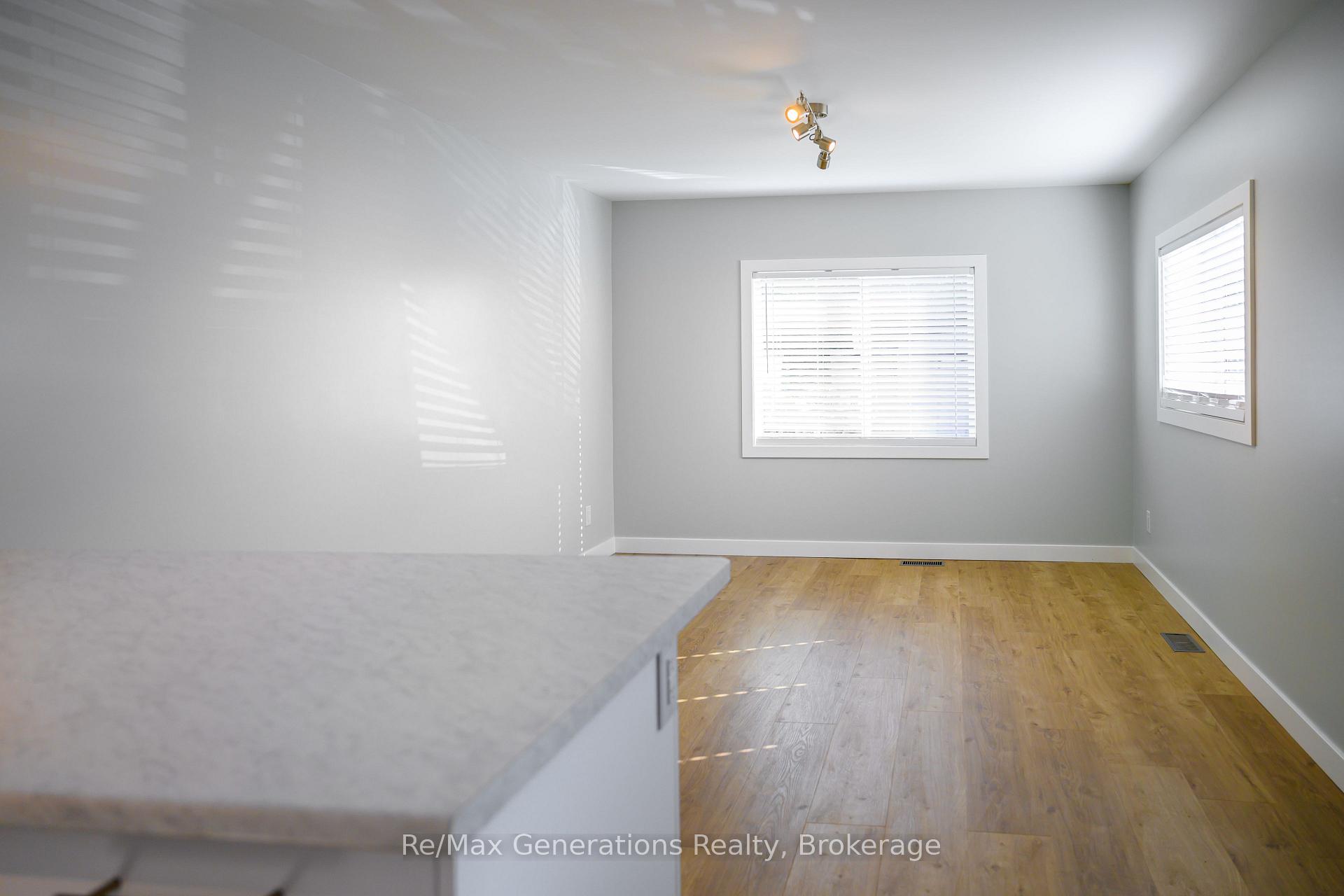 Photo 4 of Unit F3, 1055 Chippewa Road, Thunder Bay, Mountain Road — HOMEH