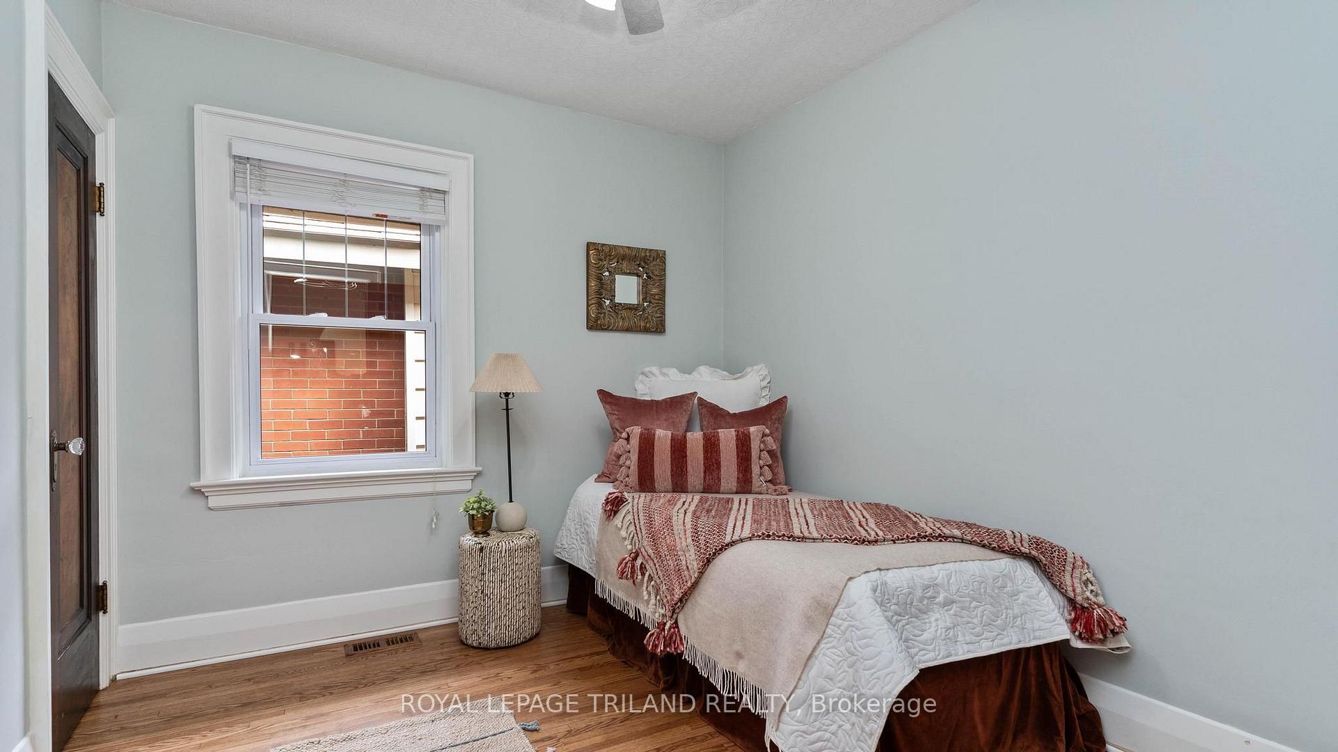 Photo 10 of 282 Cathcart Street, London, South G — HOMEH
