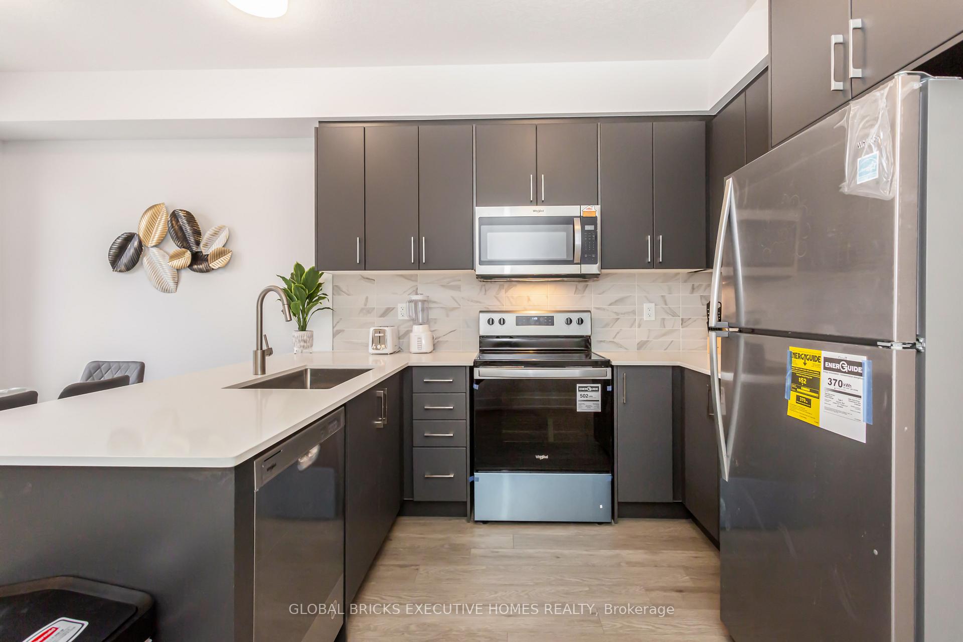 Photo 8 of Unit 13, 99 Rogers Street, Waterloo, Uptown Waterloo/North Ward — HOMEH