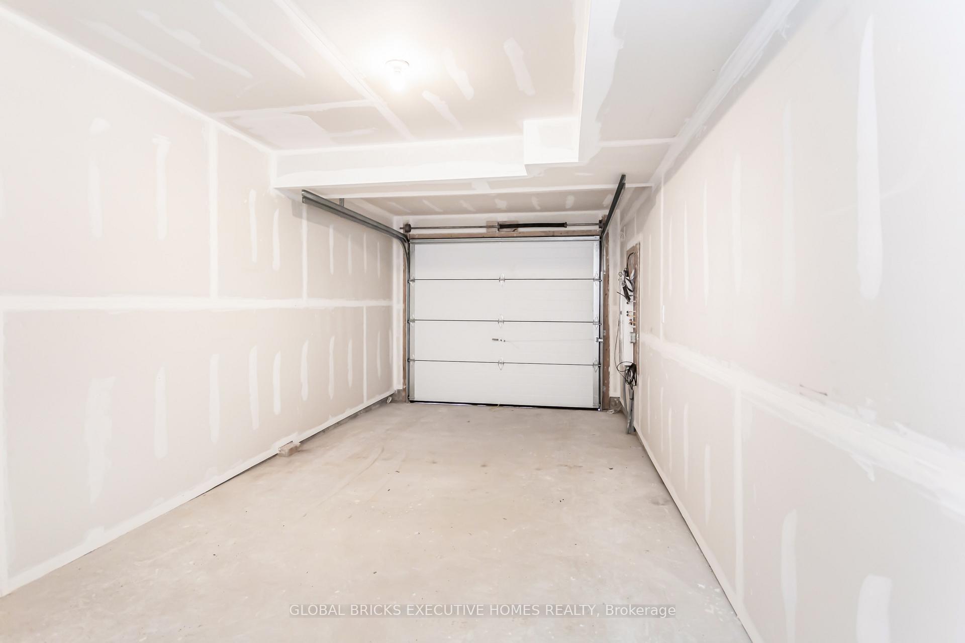 Photo 21 of Unit 13, 99 Rogers Street, Waterloo, Uptown Waterloo/North Ward — HOMEH