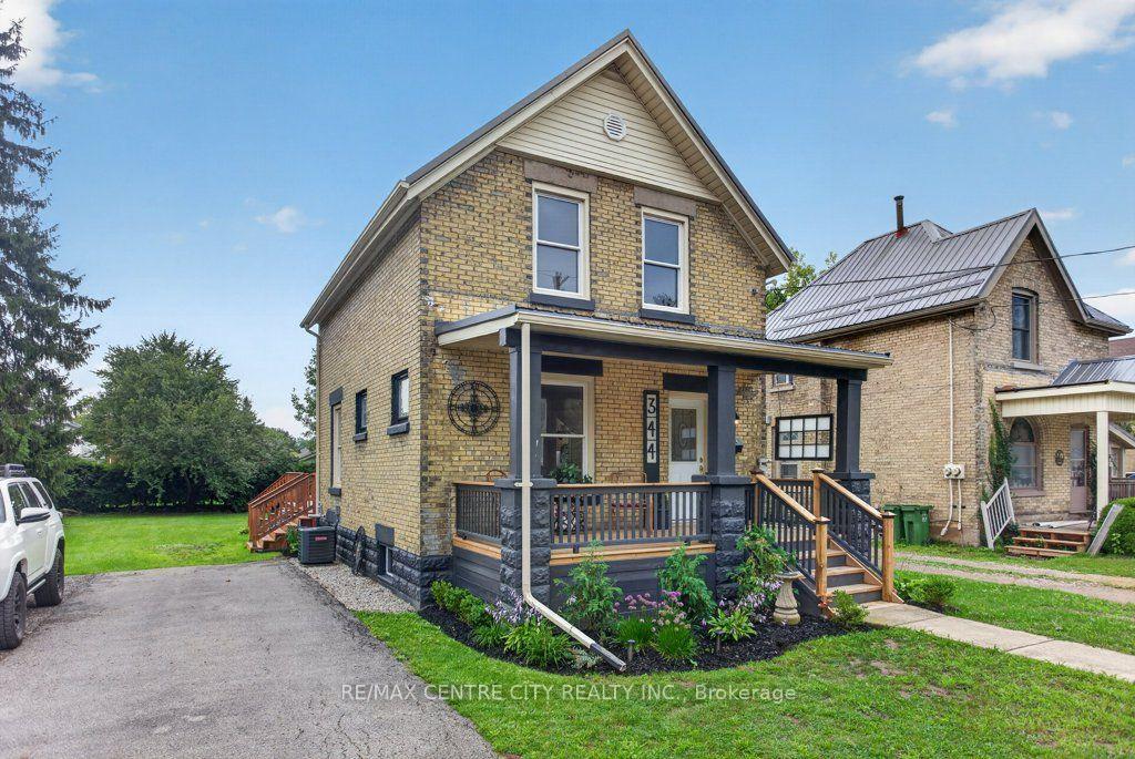 Photo 3 of 344 Wellington Street, St. Thomas — HOMEH