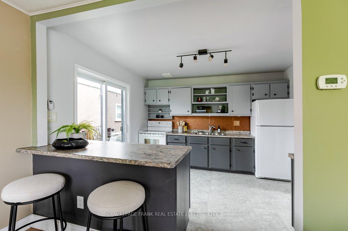 Photo 9 of 293 Welsh Street, Peterborough, Ashburnham Ward 4 — HOMEH