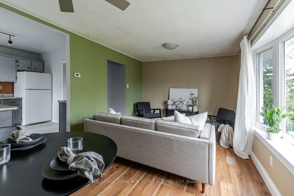 Photo 14 of 293 Welsh Street, Peterborough, Ashburnham Ward 4 — HOMEH