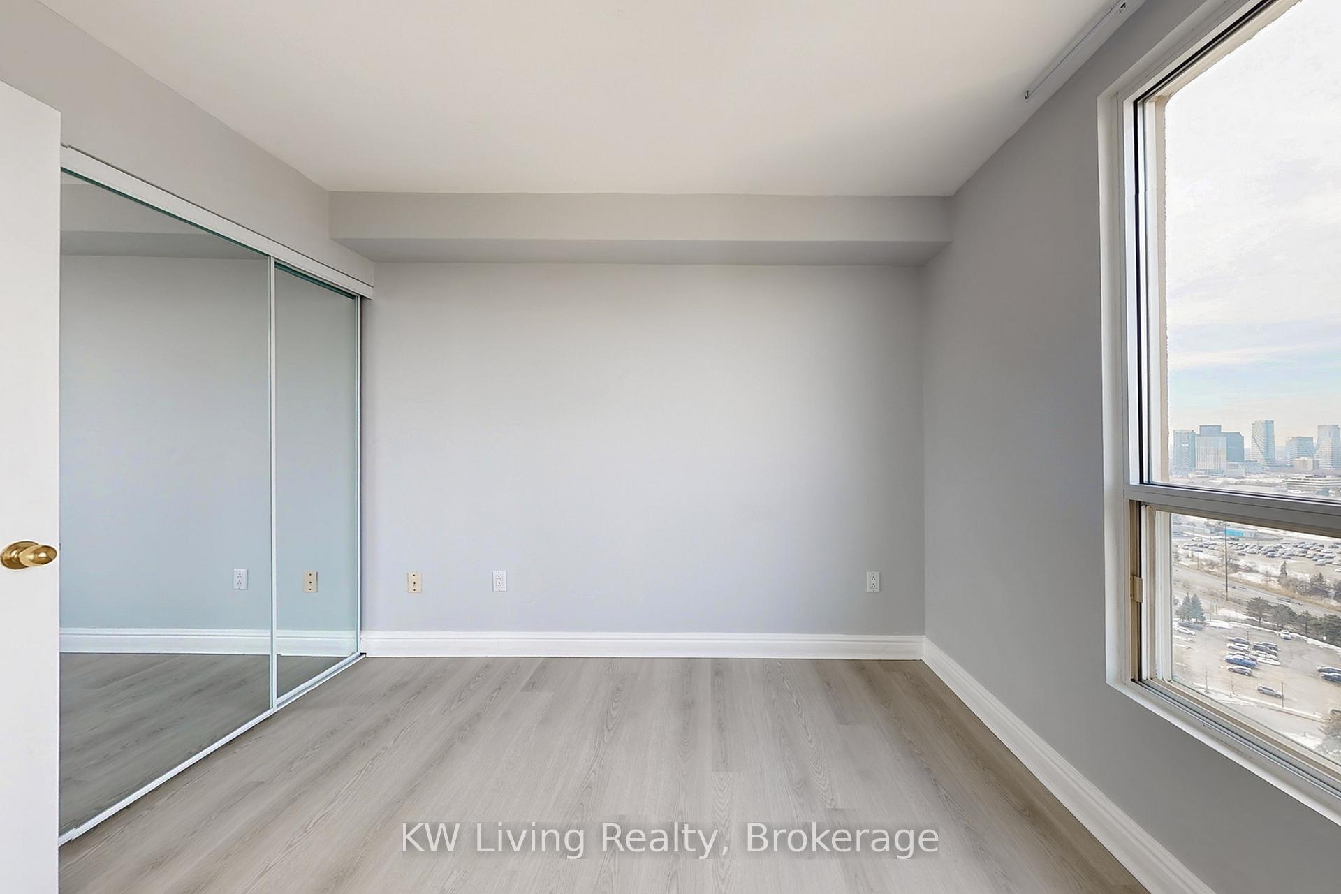 Photo 18 of Unit 2309, 7 Concorde Place, North York, Banbury-Don Mills — HOMEH