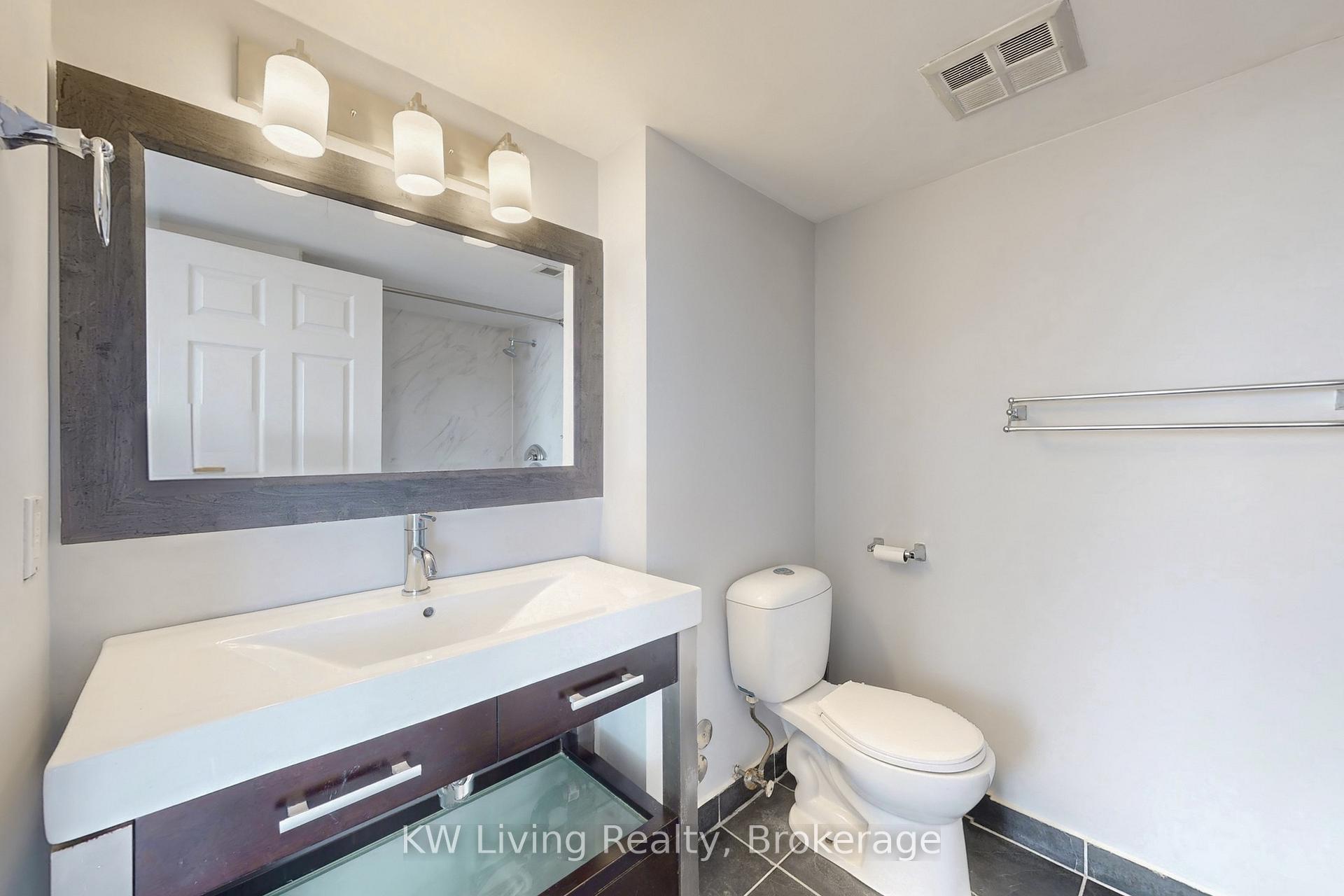 Photo 20 of Unit 2309, 7 Concorde Place, North York, Banbury-Don Mills — HOMEH