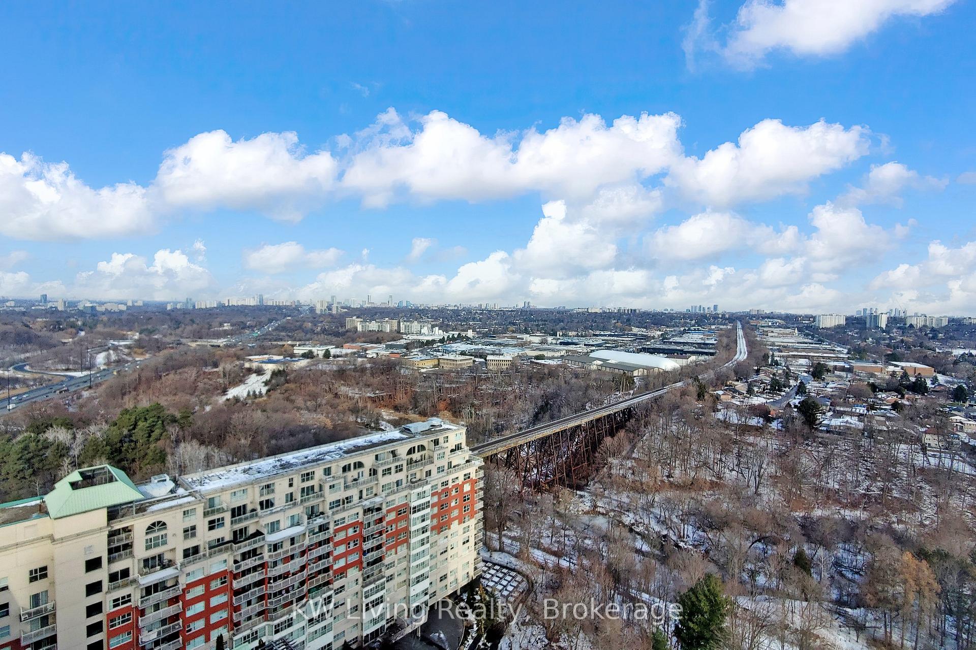 Photo 29 of Unit 2309, 7 Concorde Place, North York, Banbury-Don Mills — HOMEH
