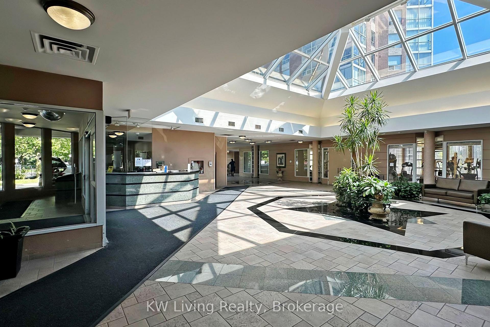 Photo 48 of Unit 2309, 7 Concorde Place, North York, Banbury-Don Mills — HOMEH