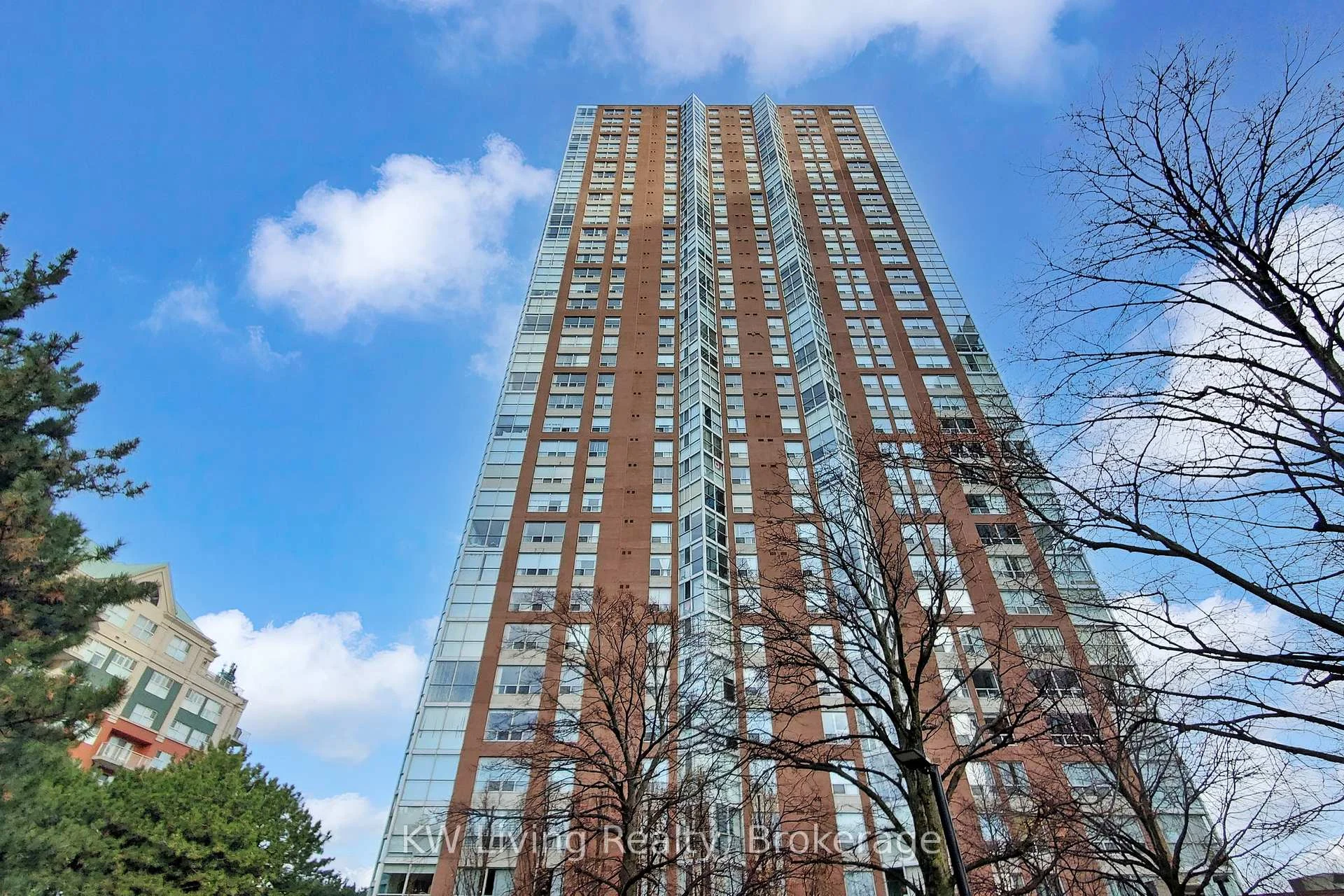 Photo 3 of Unit 2309, 7 Concorde Place, North York, Banbury-Don Mills — HOMEH