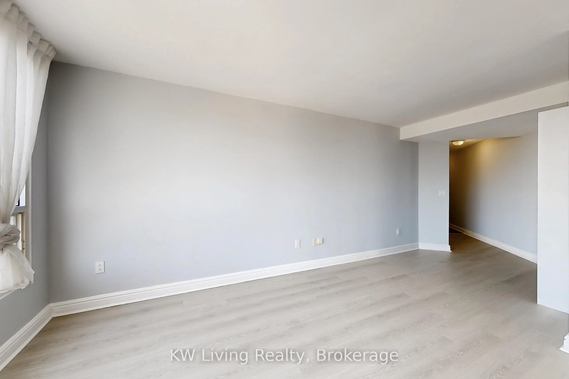 Photo 12 of Unit 2309, 7 Concorde Place, North York, Banbury-Don Mills — HOMEH