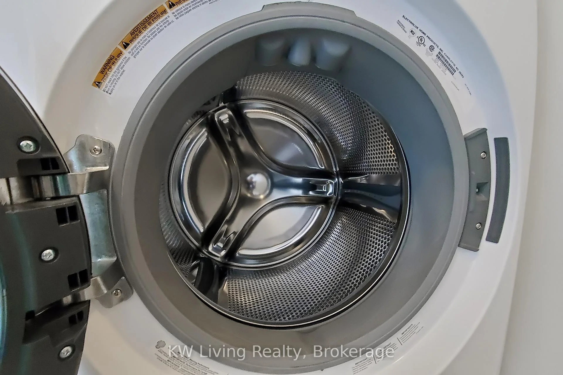 Photo 38 of Unit 2309, 7 Concorde Place, North York, Banbury-Don Mills — HOMEH