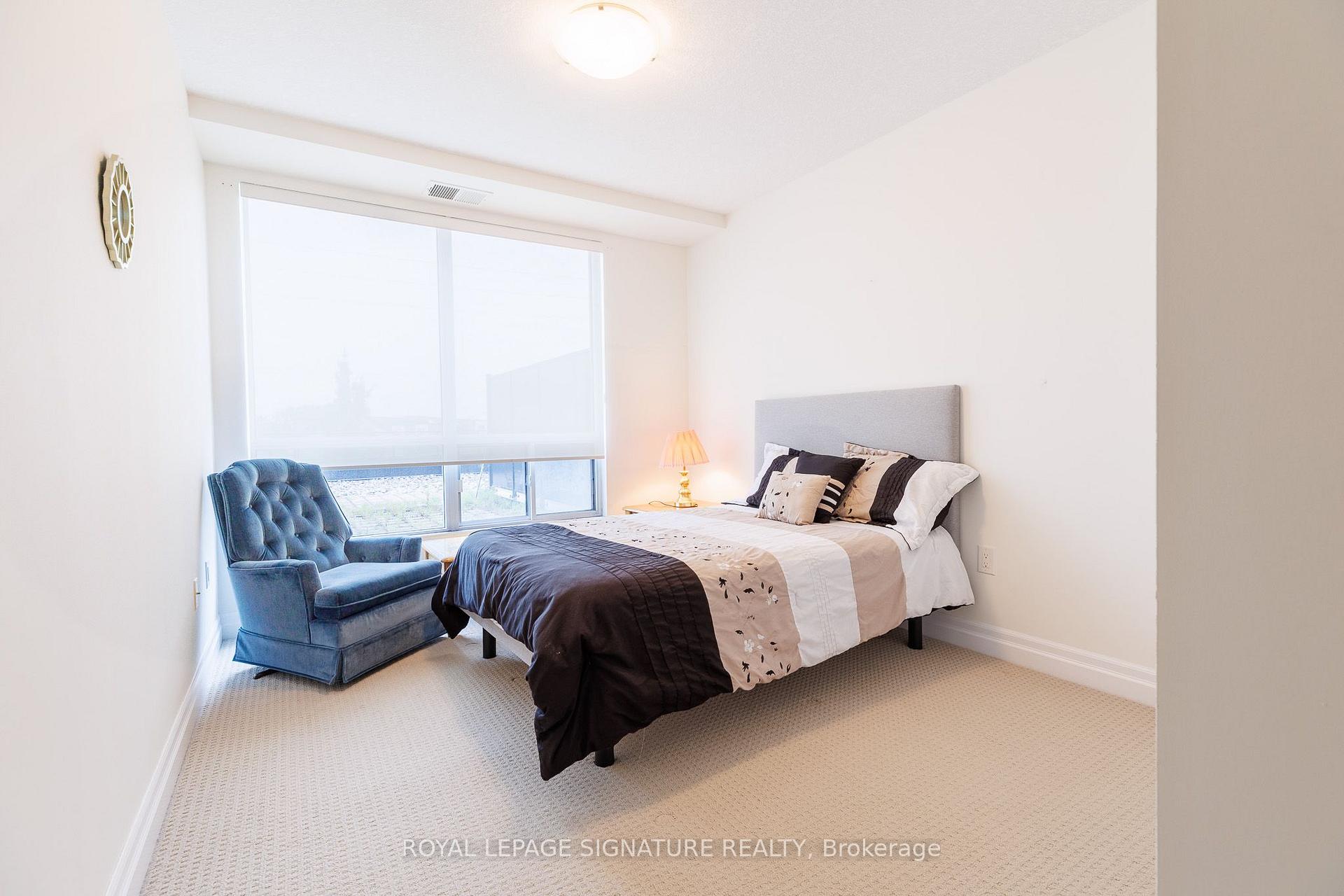 Photo 6 of Unit 211, 240 Villagewalk Boulevard, London, North R — HOMEH