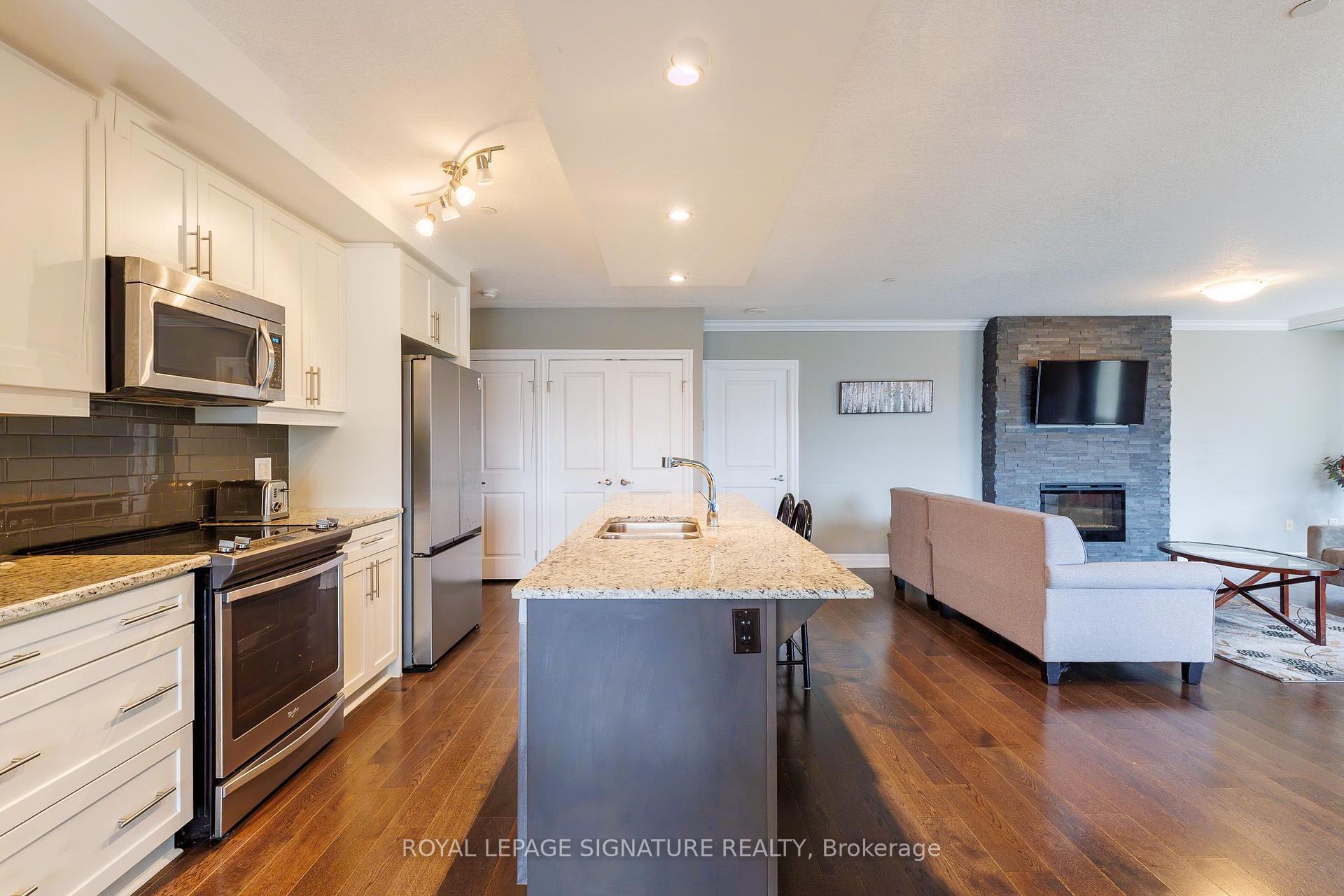 Photo 10 of Unit 211, 240 Villagewalk Boulevard, London, North R — HOMEH