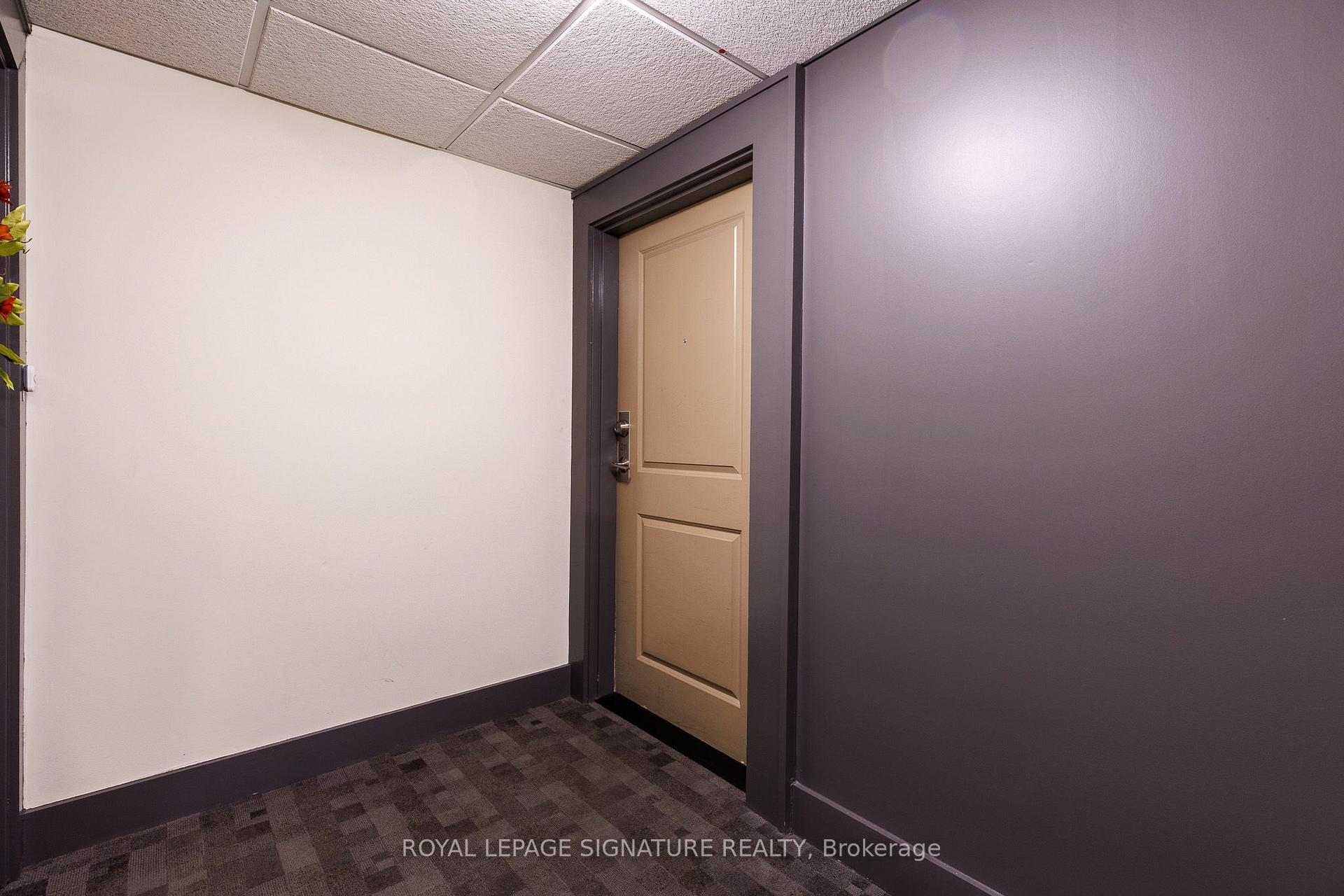Photo 18 of Unit 211, 240 Villagewalk Boulevard, London, North R — HOMEH