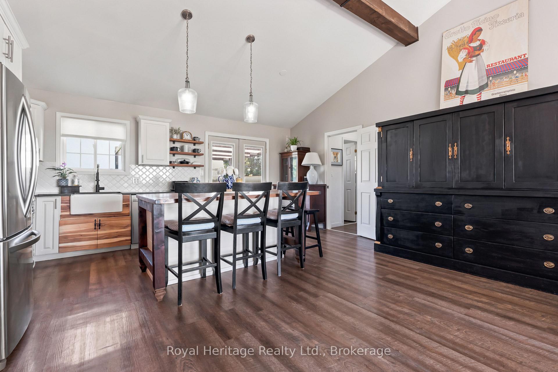 Photo 24 of 87 Weldon Road, Kawartha Lakes, Lindsay — HOMEH