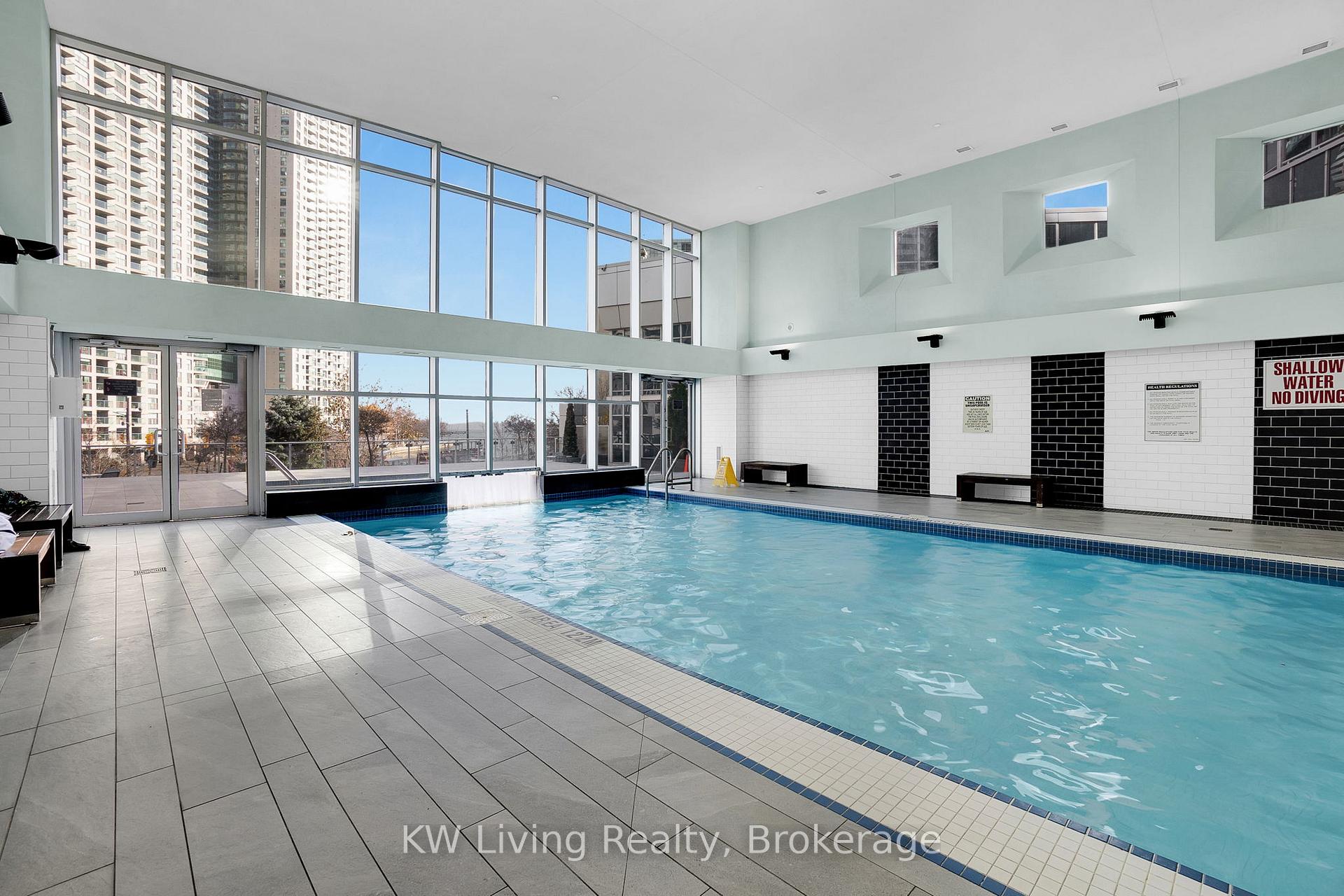 Photo 4 of Unit 2111, 208 Queens Quay W, Toronto, Waterfront Communities — HOMEH