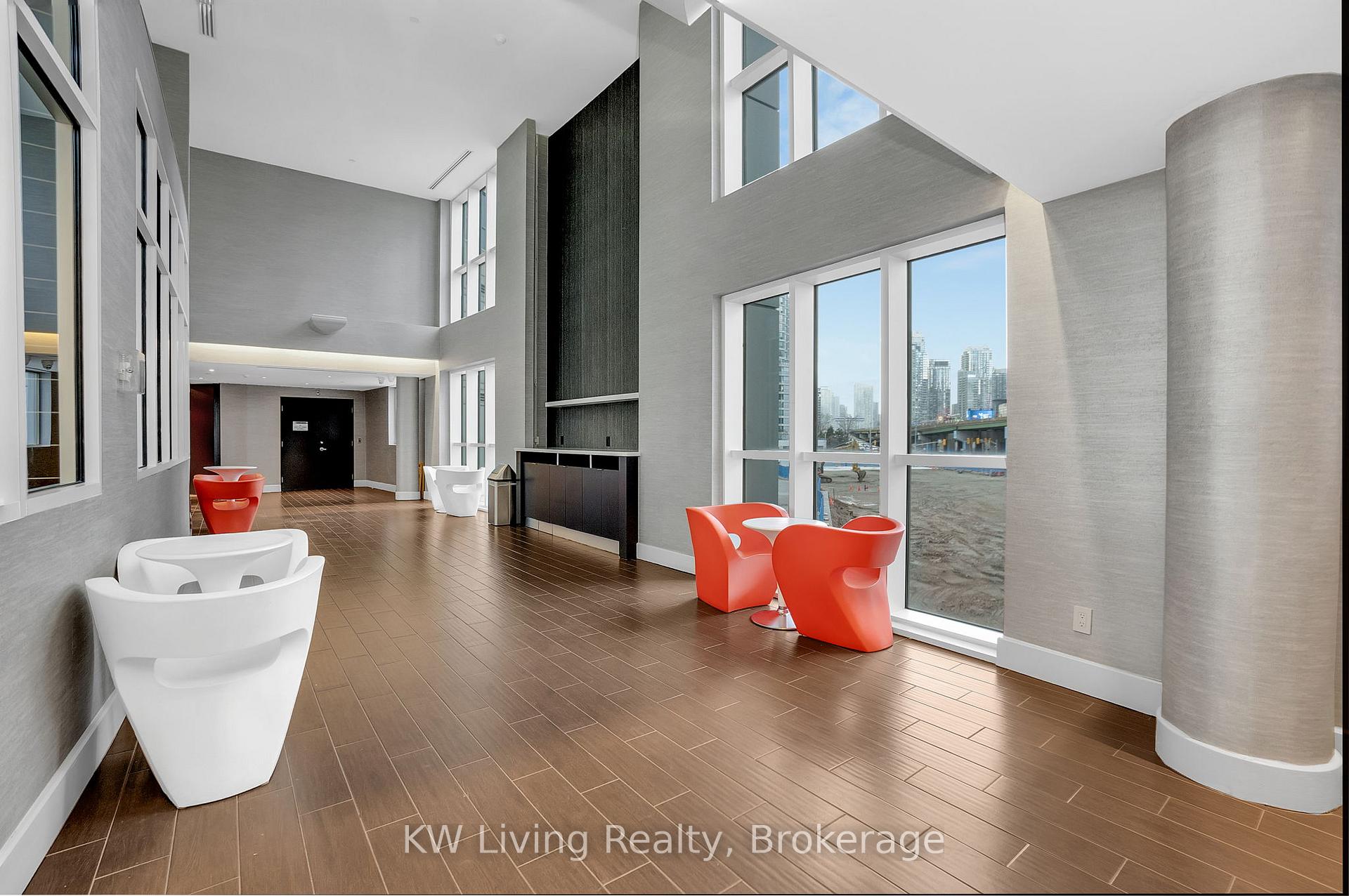 Photo 5 of Unit 2111, 208 Queens Quay W, Toronto, Waterfront Communities — HOMEH
