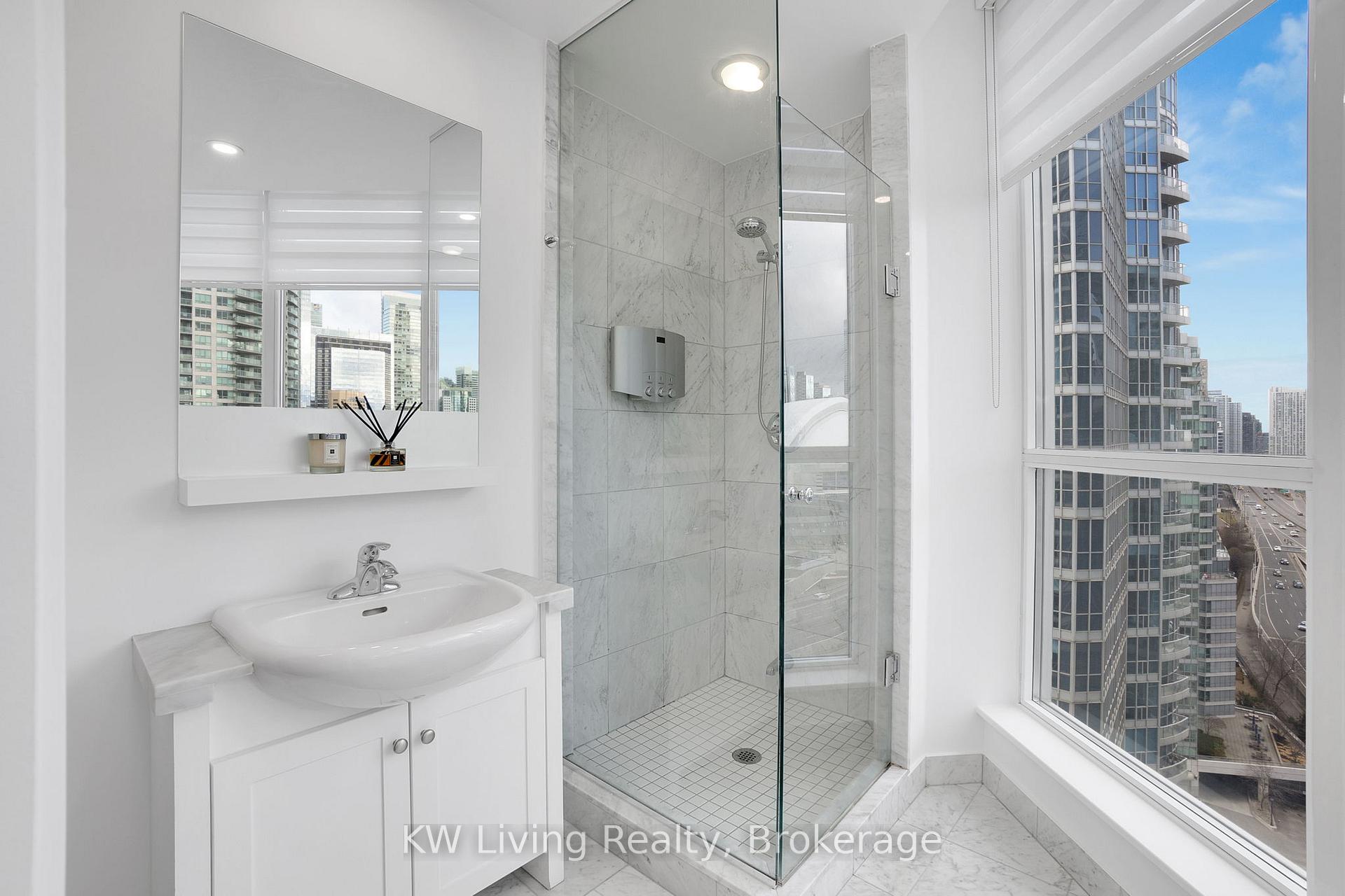 Photo 12 of Unit 2111, 208 Queens Quay W, Toronto, Waterfront Communities — HOMEH