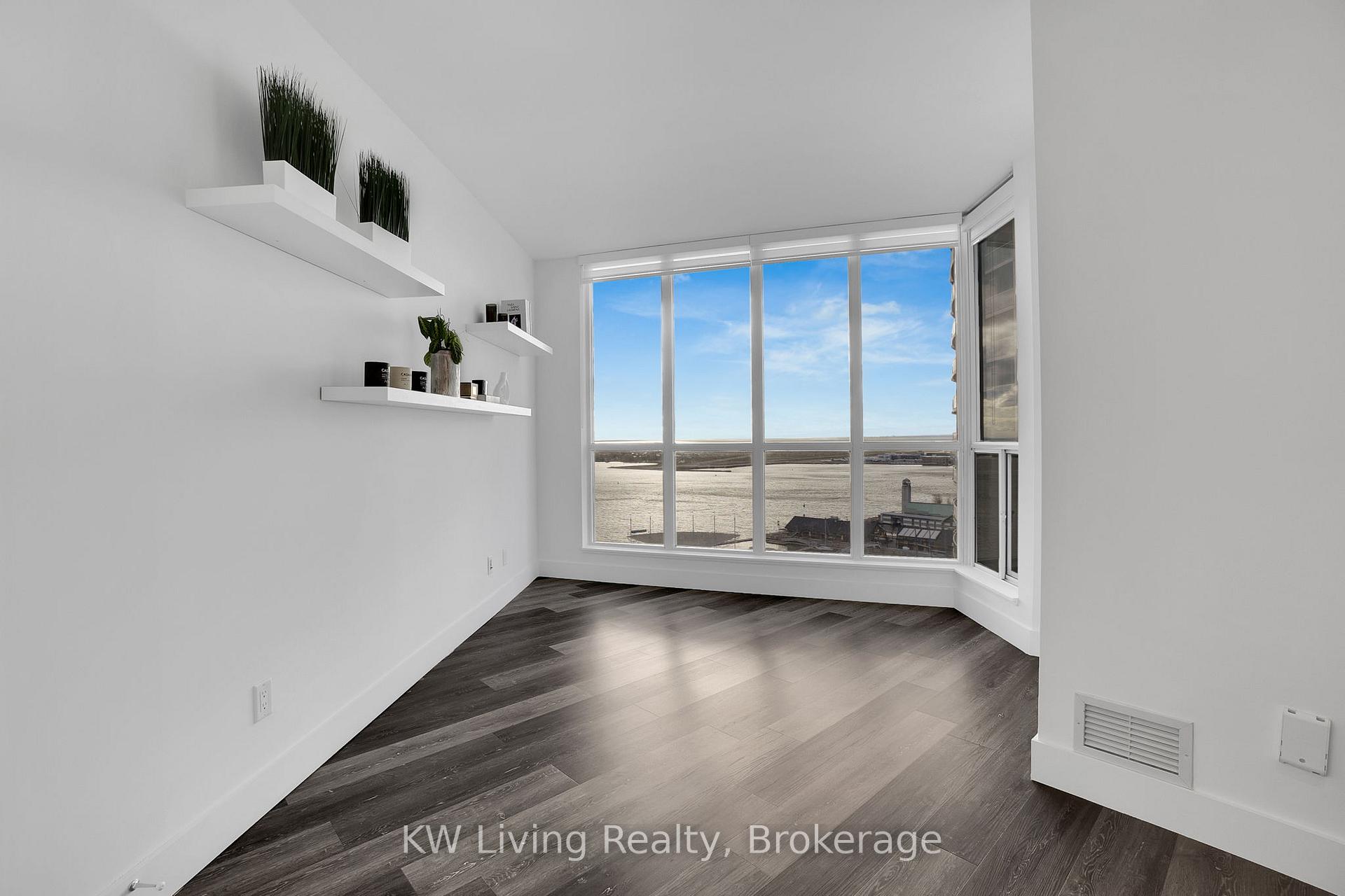 Photo 15 of Unit 2111, 208 Queens Quay W, Toronto, Waterfront Communities — HOMEH