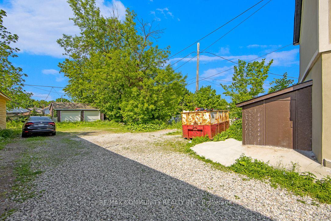 Photo 13 of Unit 2, 1130 King Street E, Cambridge, Preston South — HOMEH