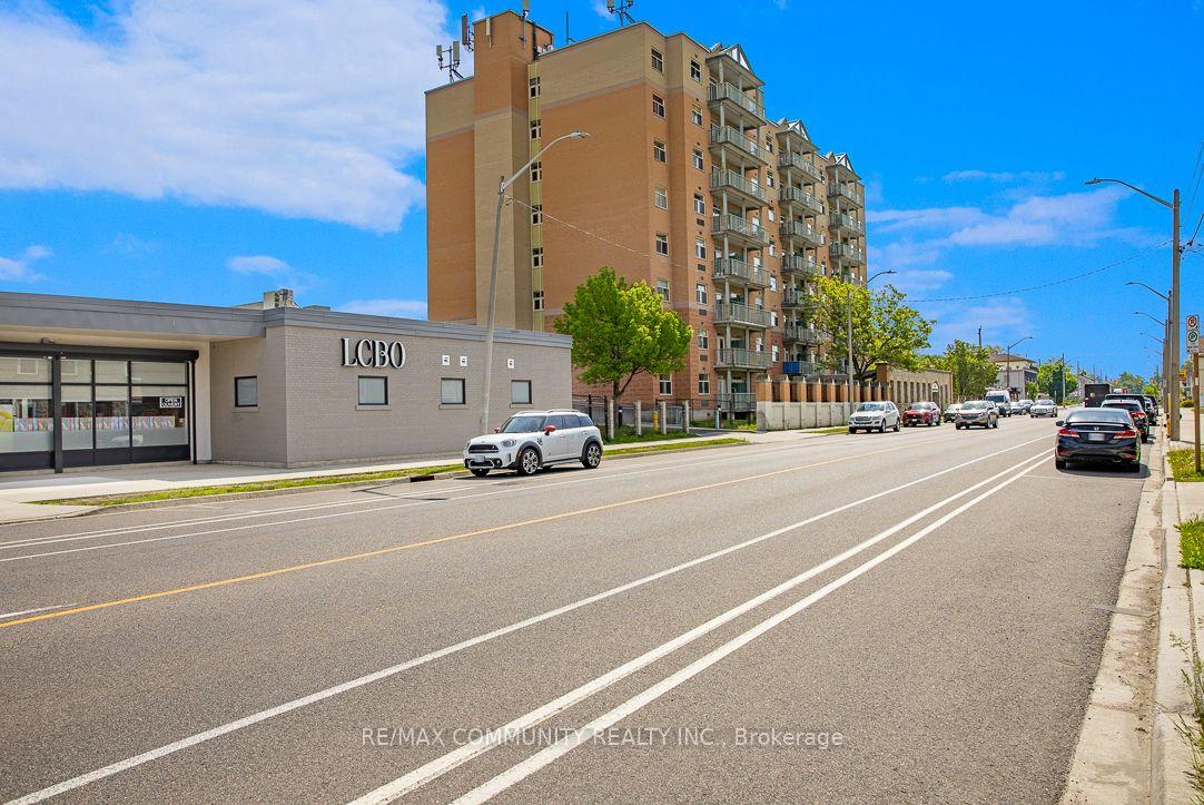 Photo 16 of Unit 2, 1130 King Street E, Cambridge, Preston South — HOMEH