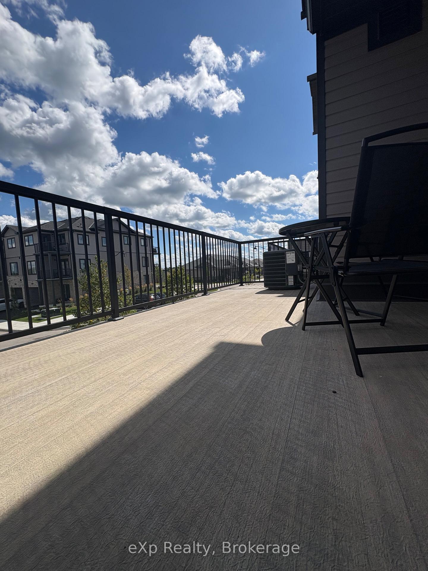 Photo 10 of 10 Balladry Boulevard, Stratford — HOMEH