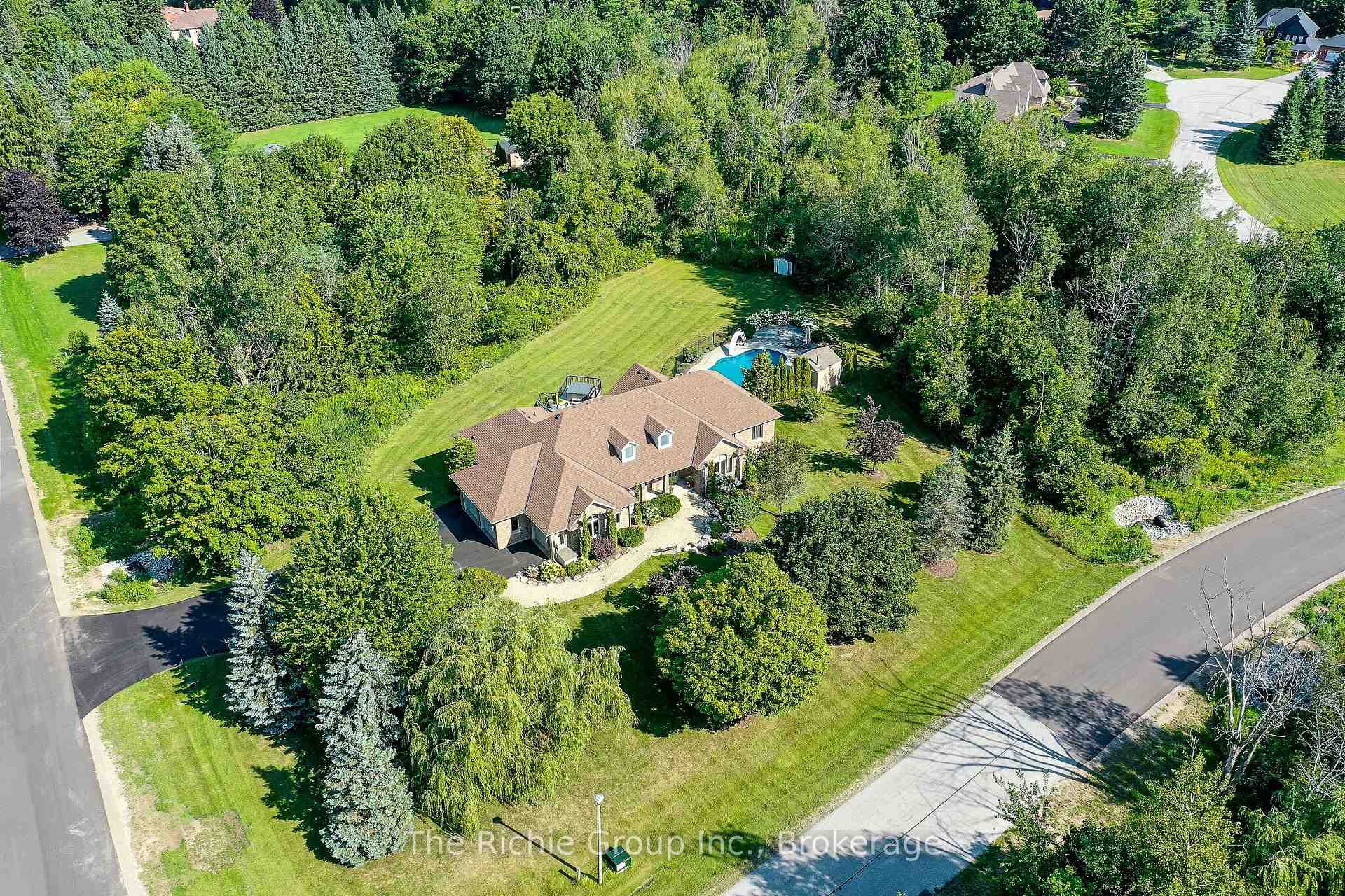 Photo 1 of 14 Briarwood Drive, Caledon, Rural Caledon — HOMEH