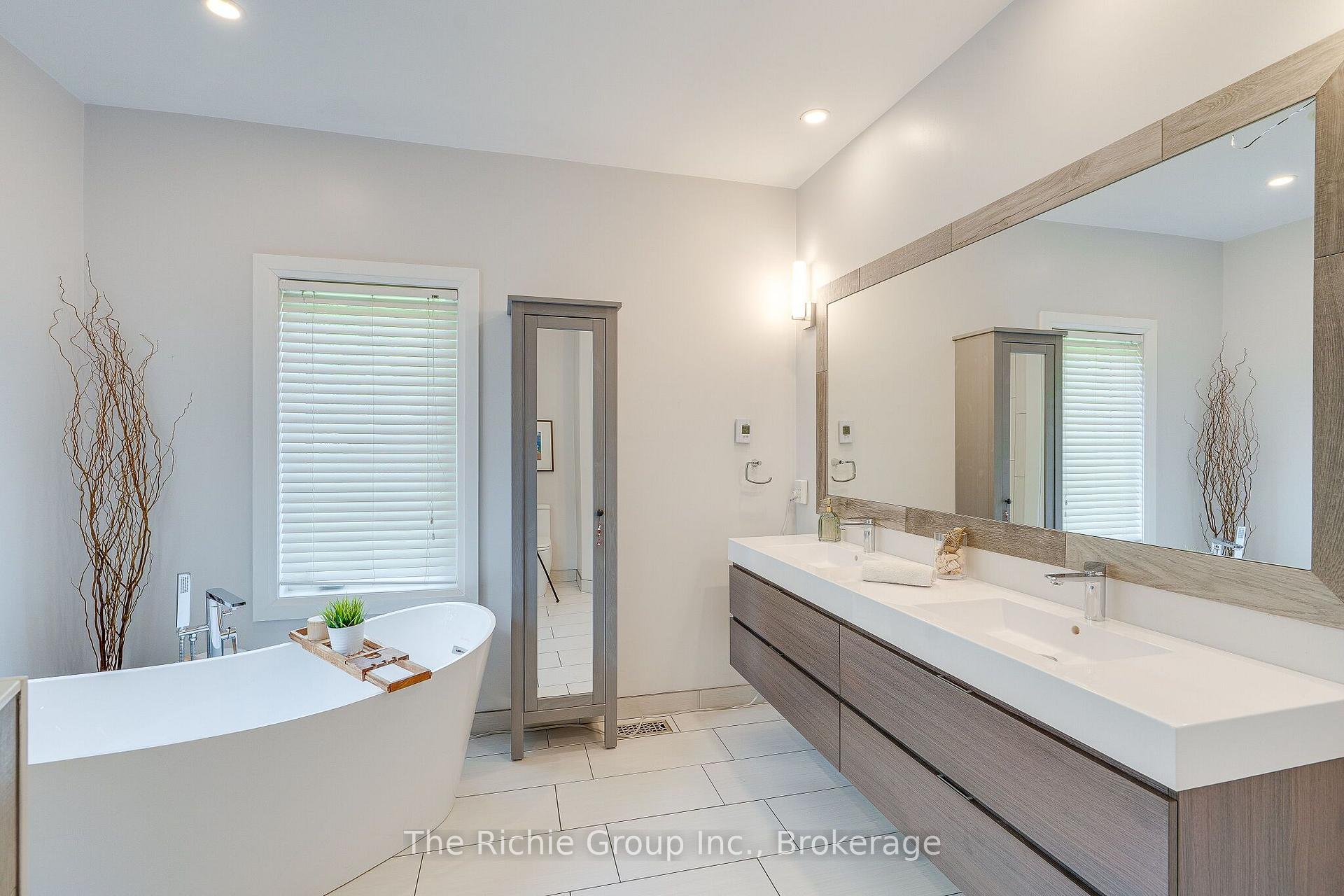 Photo 15 of 14 Briarwood Drive, Caledon, Rural Caledon — HOMEH