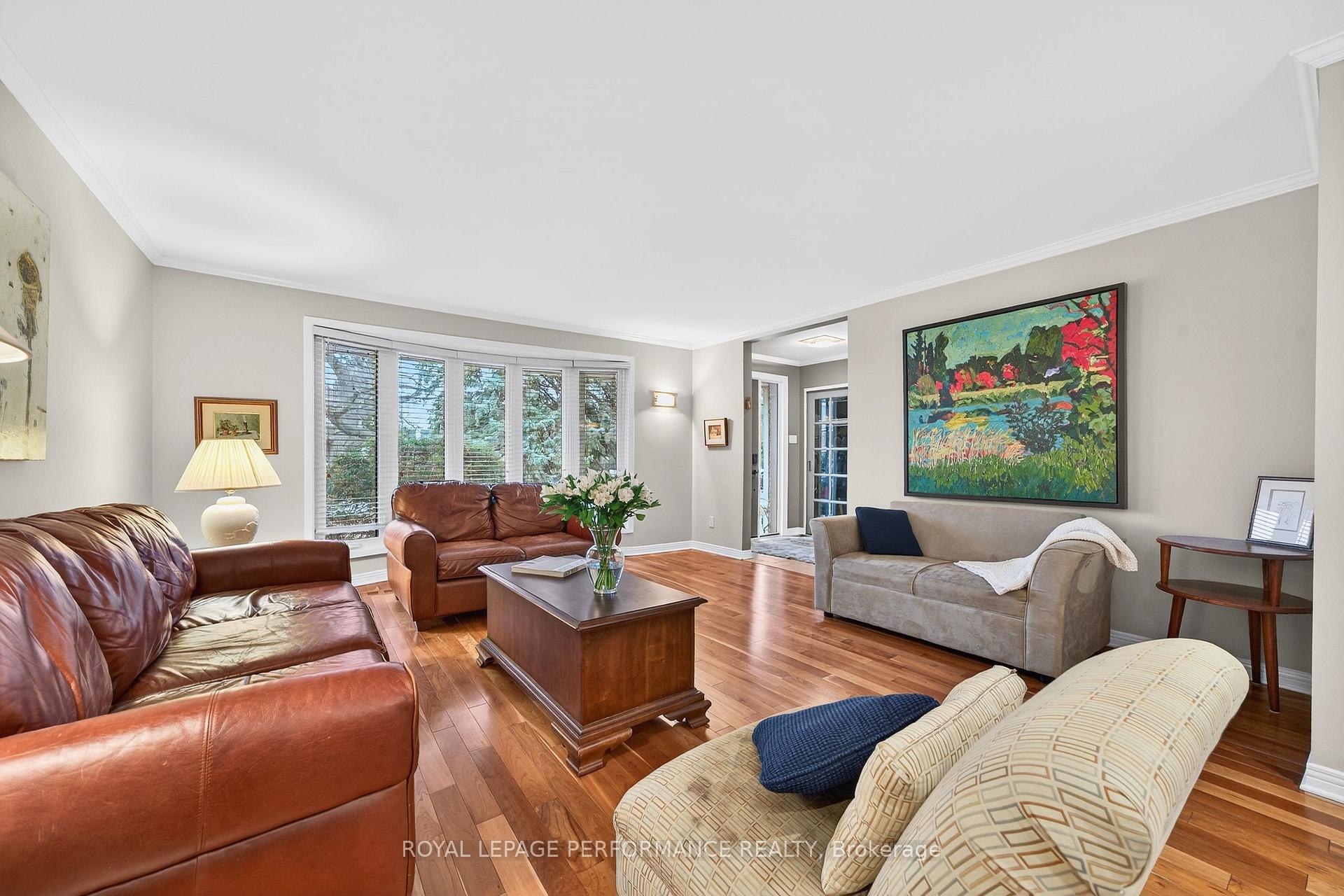 Photo 5 of 270 Compton Avenue, Ottawa, Woodroffe — HOMEH