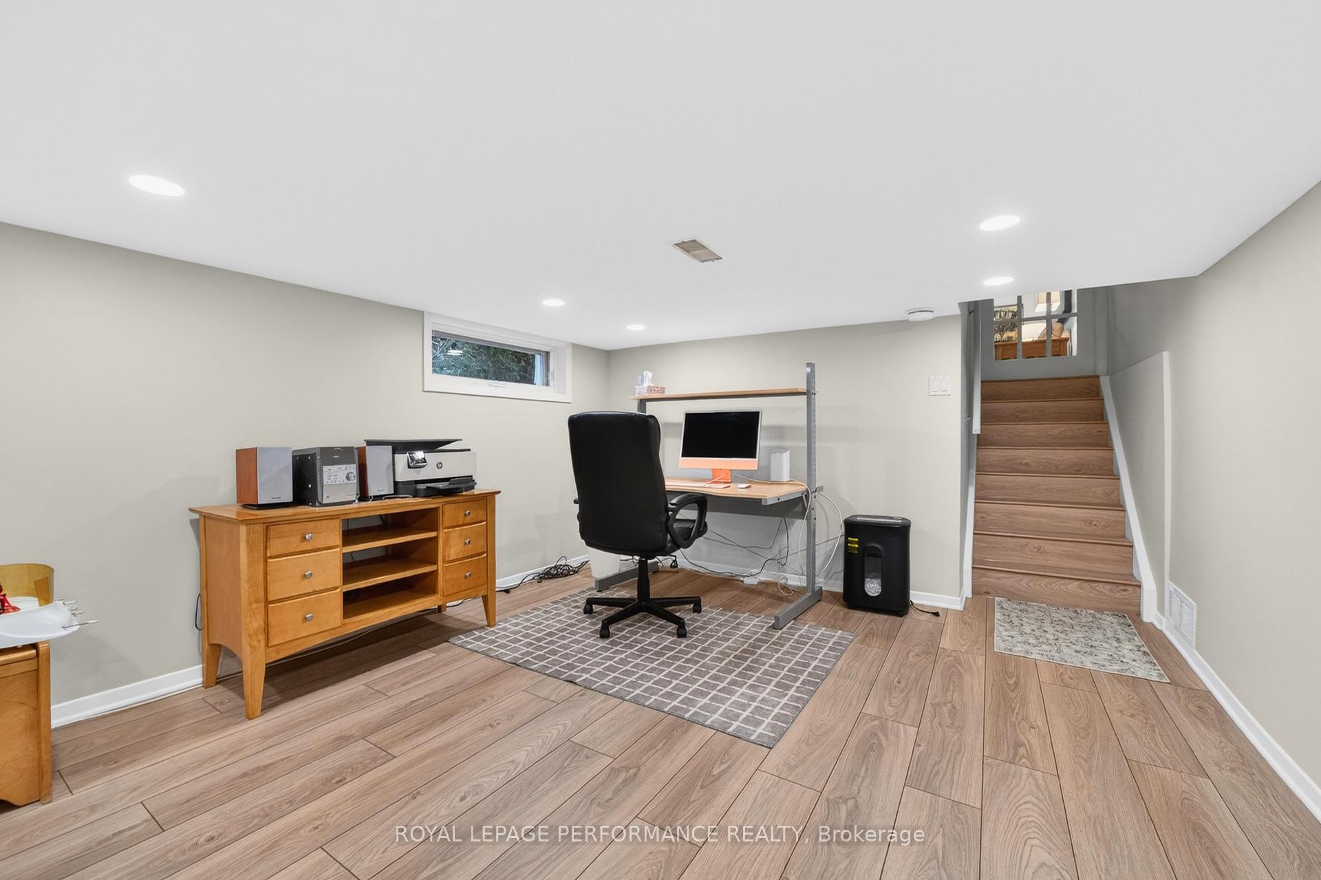 Photo 32 of 270 Compton Avenue, Ottawa, Woodroffe — HOMEH