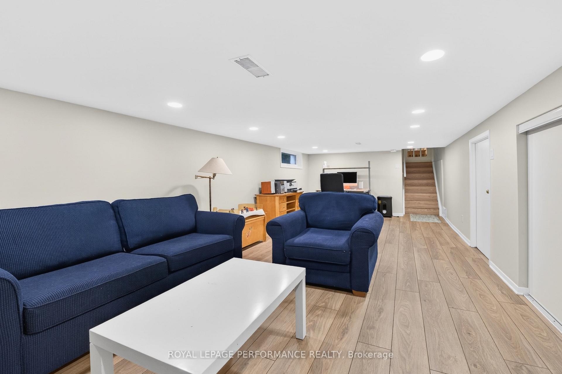 Photo 34 of 270 Compton Avenue, Ottawa, Woodroffe — HOMEH