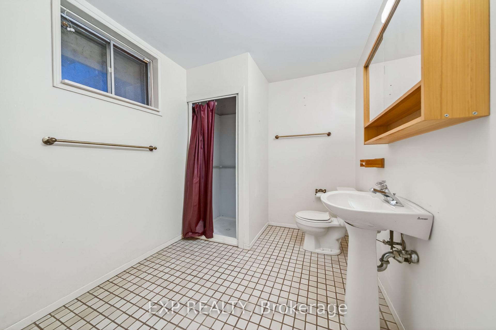 Photo 76 of 51 Sanderson Crescent, Richmond Hill, North Richvale — HOMEH