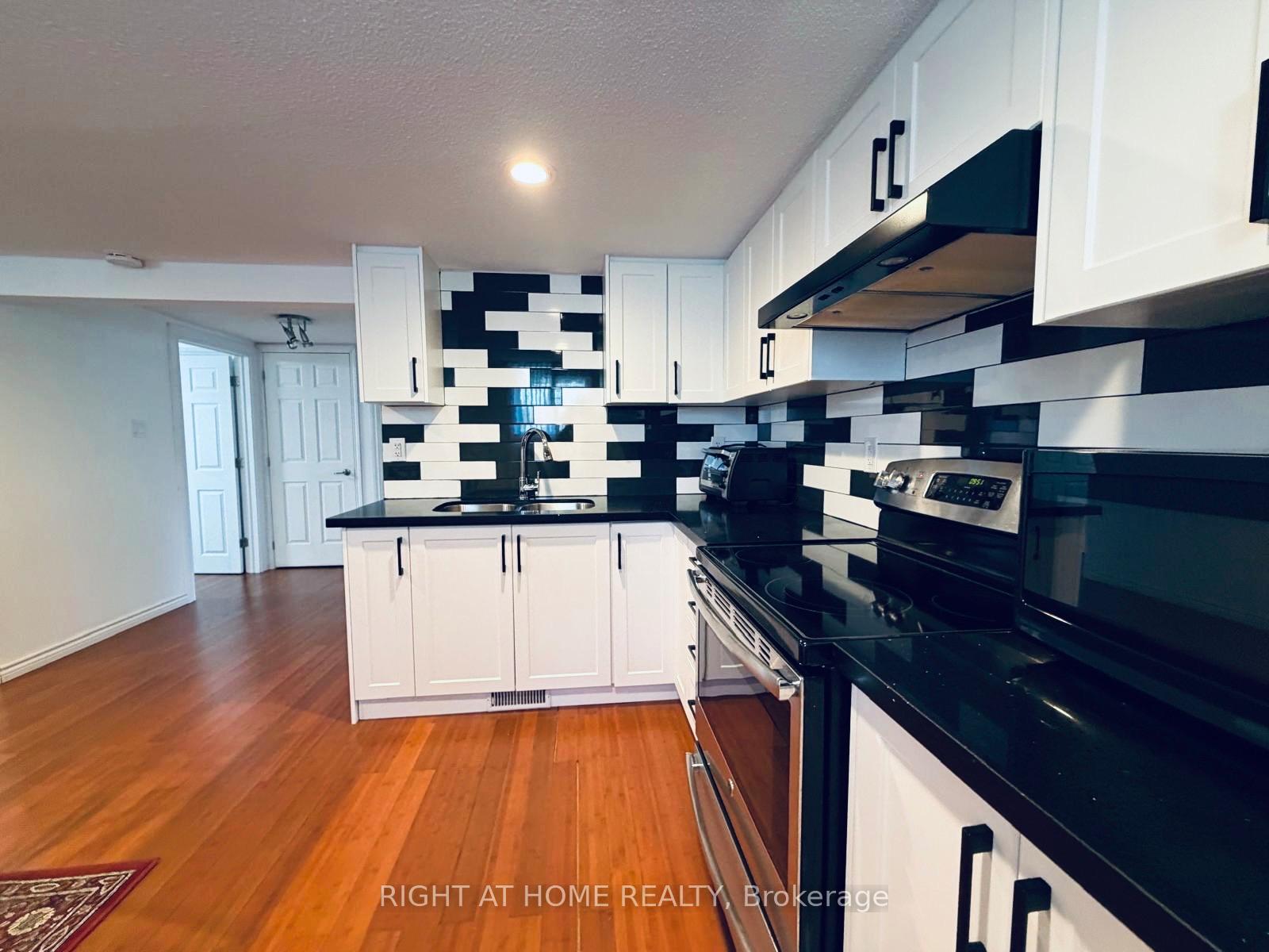 Photo 5 of 84 Juniper Drive, Hamilton, Stoney Creek — HOMEH