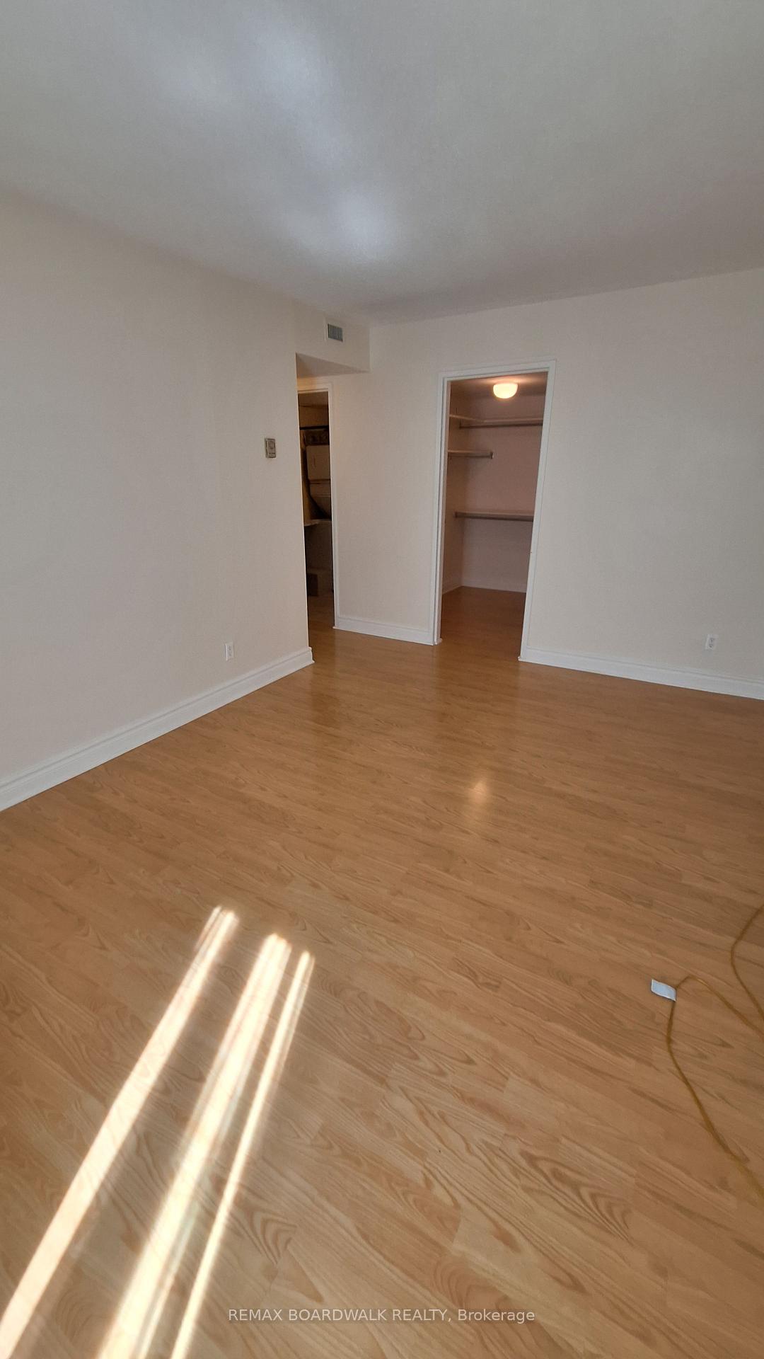 Photo 16 of Unit 206, 330 Centrum Boulevard, Ottawa, Bilberry Creek/Queenswood Heights — HOMEH