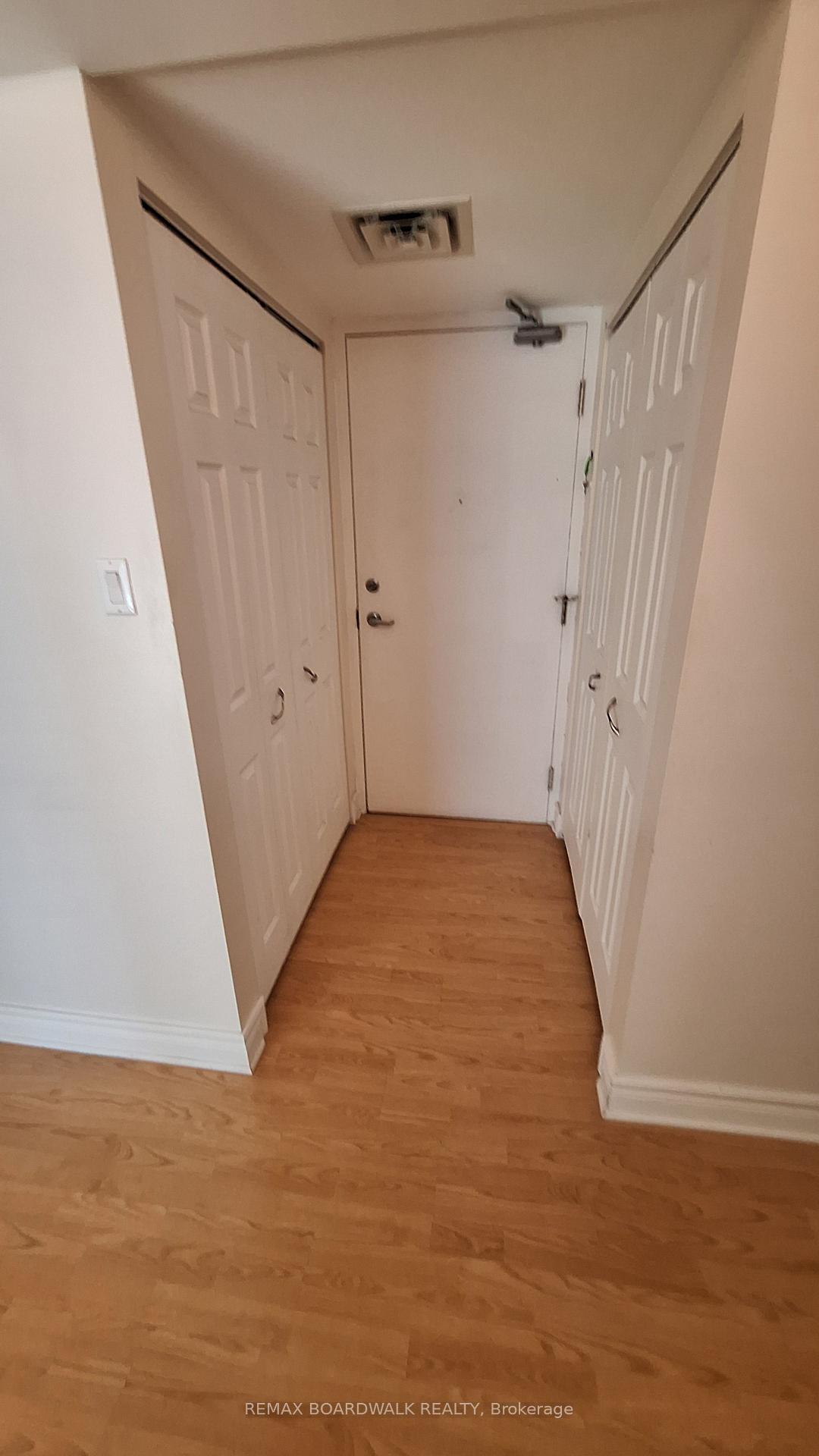 Photo 19 of Unit 206, 330 Centrum Boulevard, Ottawa, Bilberry Creek/Queenswood Heights — HOMEH