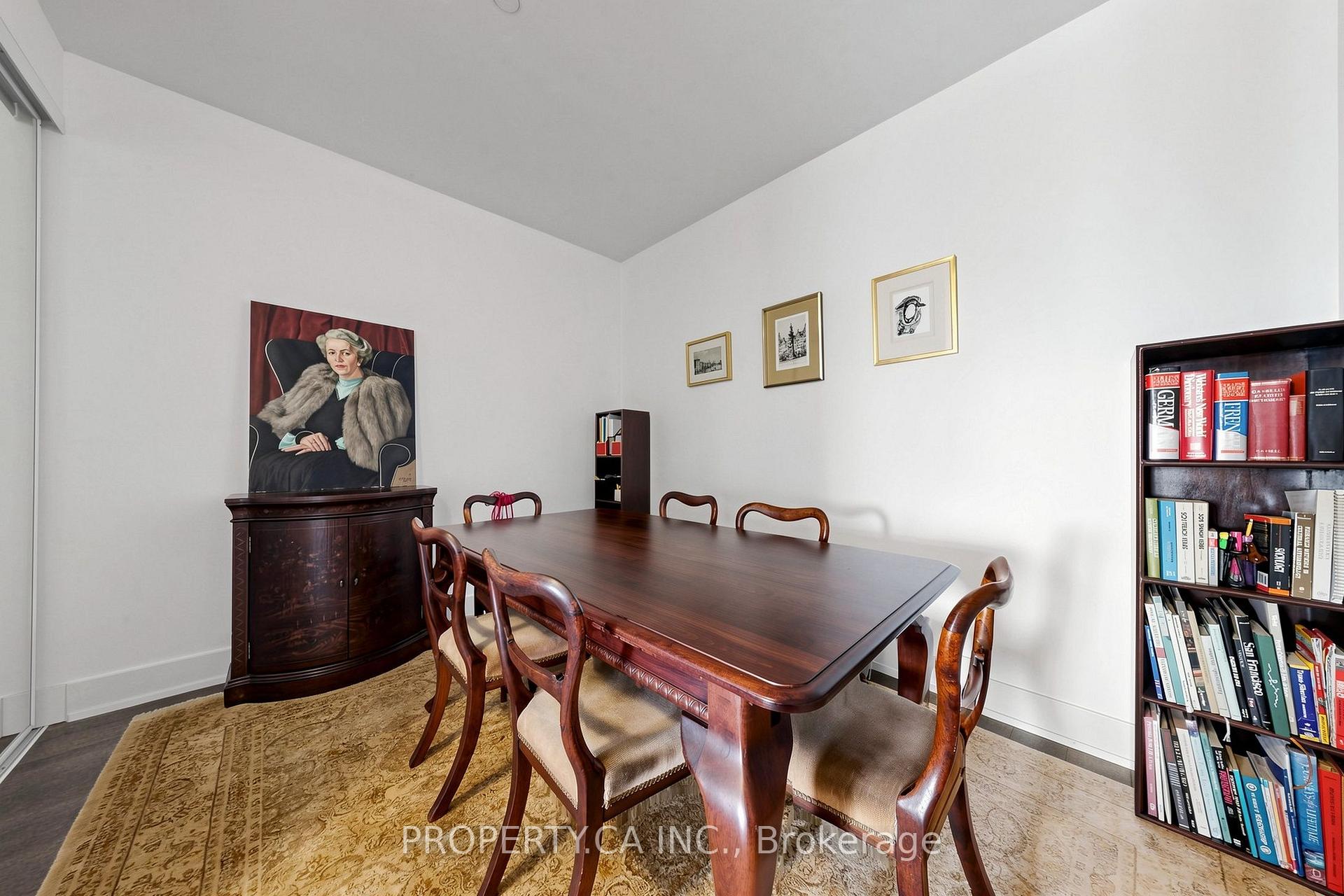 Photo 8 of Unit 1508, 111 St Clair Avenue W, Toronto, Yonge-St. Clair — HOMEH