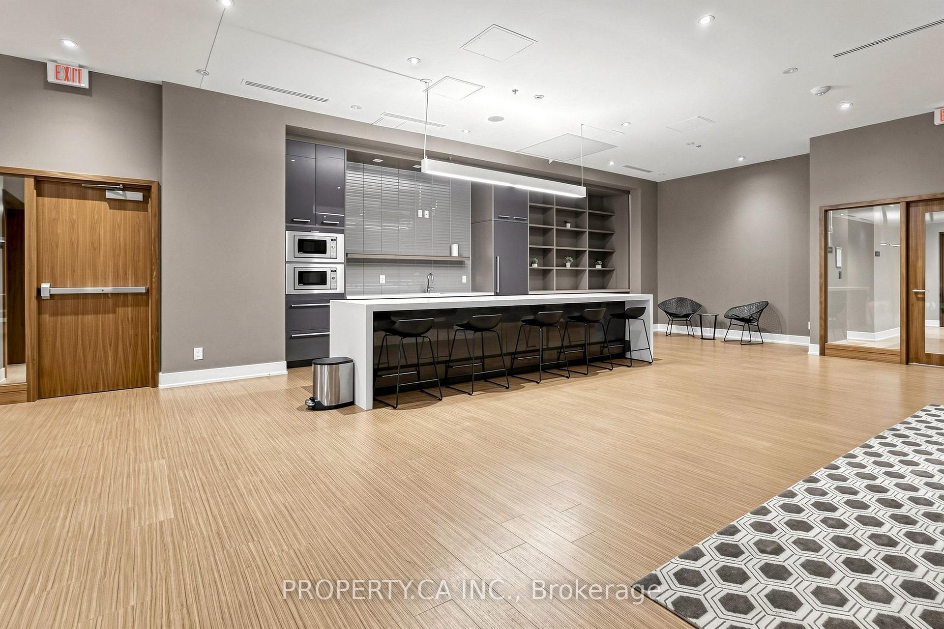 Photo 23 of Unit 1508, 111 St Clair Avenue W, Toronto, Yonge-St. Clair — HOMEH