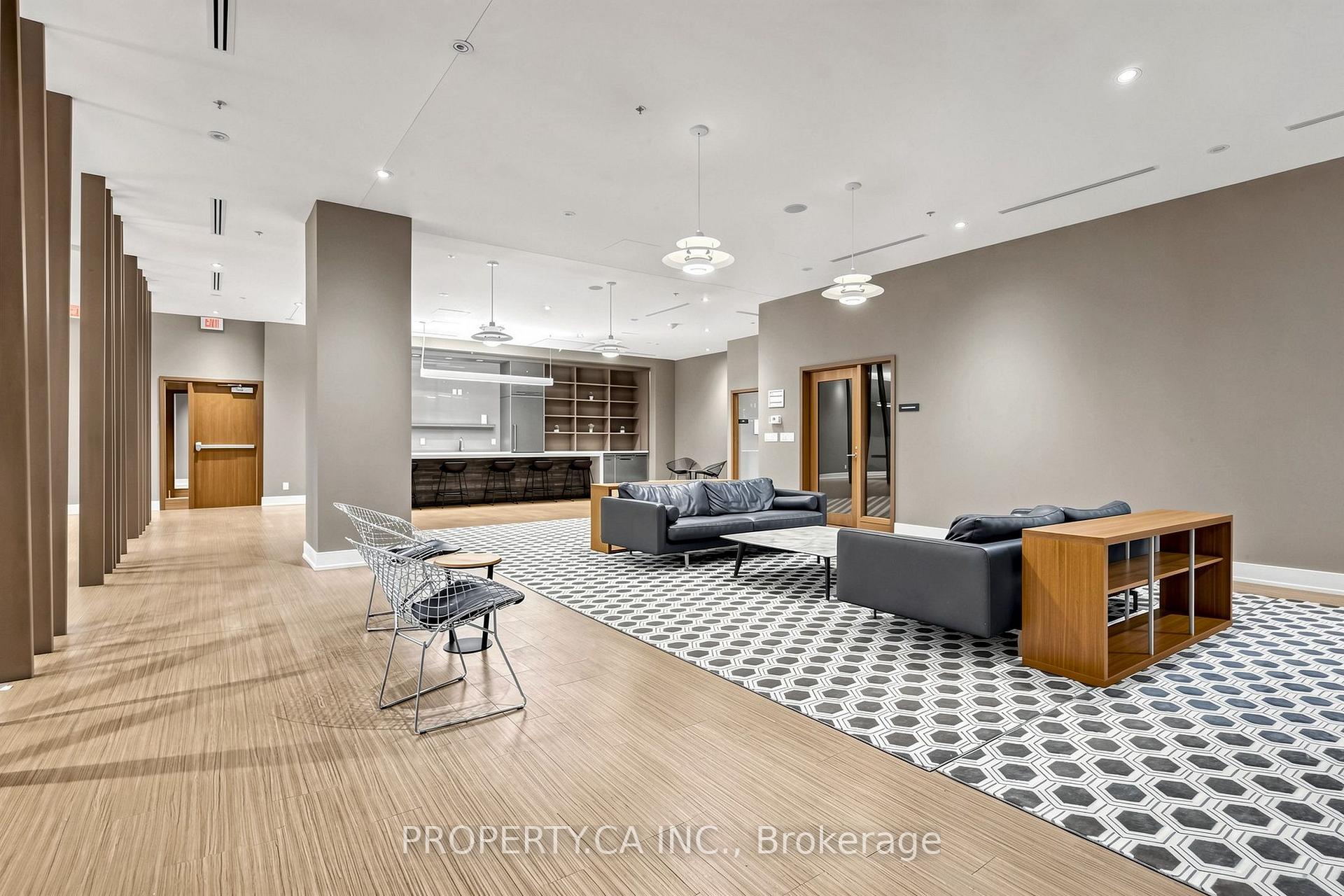 Photo 24 of Unit 1508, 111 St Clair Avenue W, Toronto, Yonge-St. Clair — HOMEH