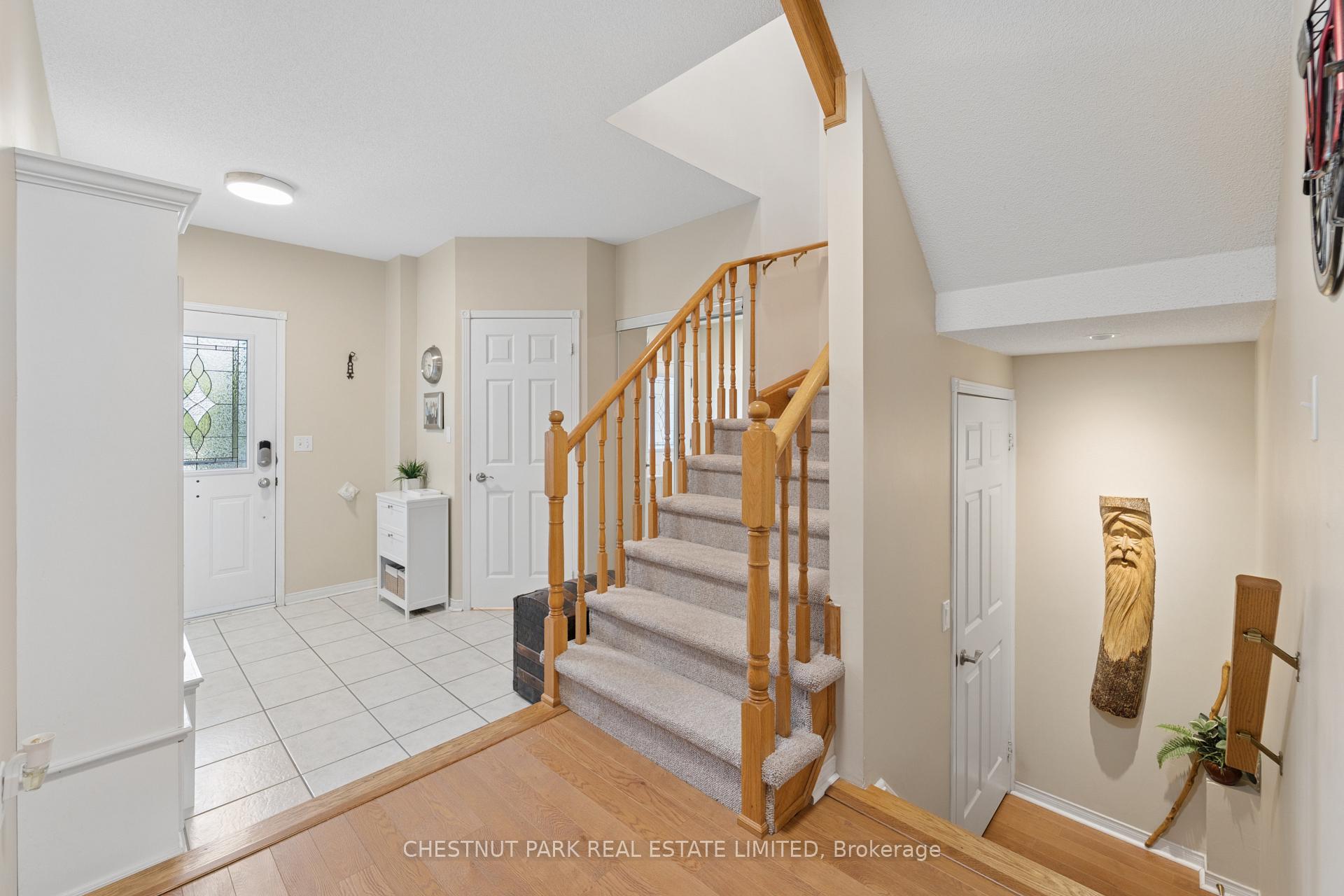 Photo 5 of 52 Bexley Crescent, Whitby, Brooklin — HOMEH